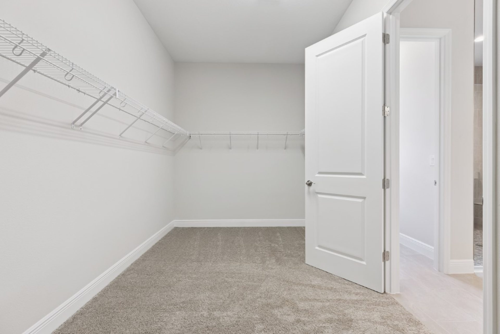 14838 Rider Pass Dr - Owner's Walk in Closet