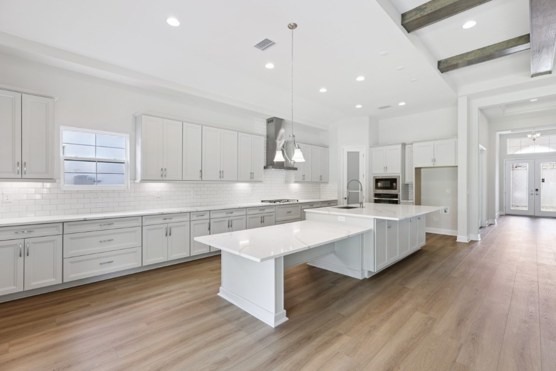 14838 Rider Pass Dr - Gourmet Kitchen