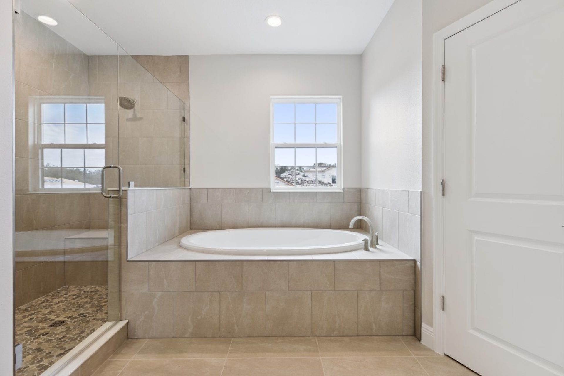 15009 Rider Pass Dr - Owner's Bath