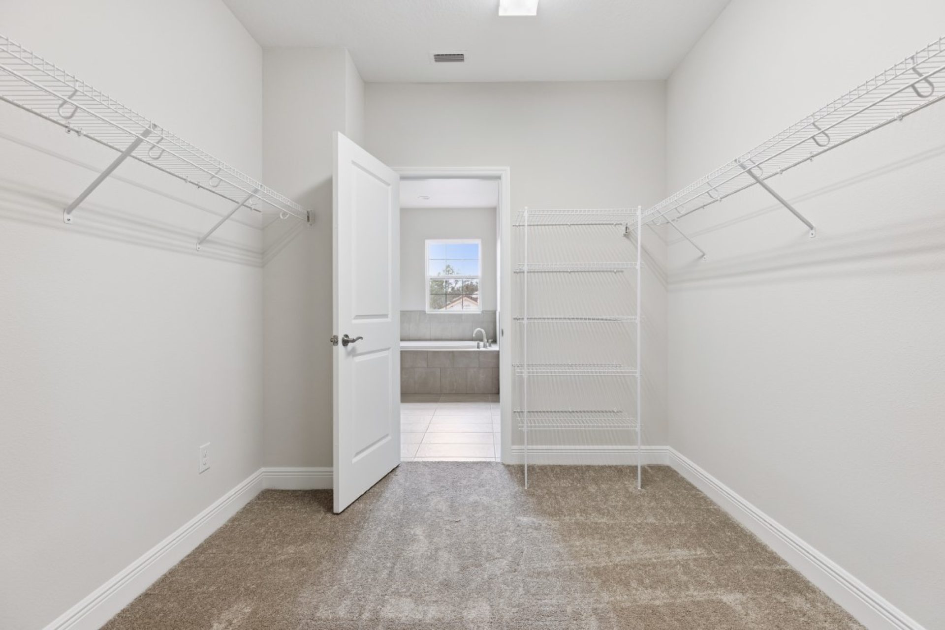 15009 Rider Pass Dr - Owner's Walk in Closet