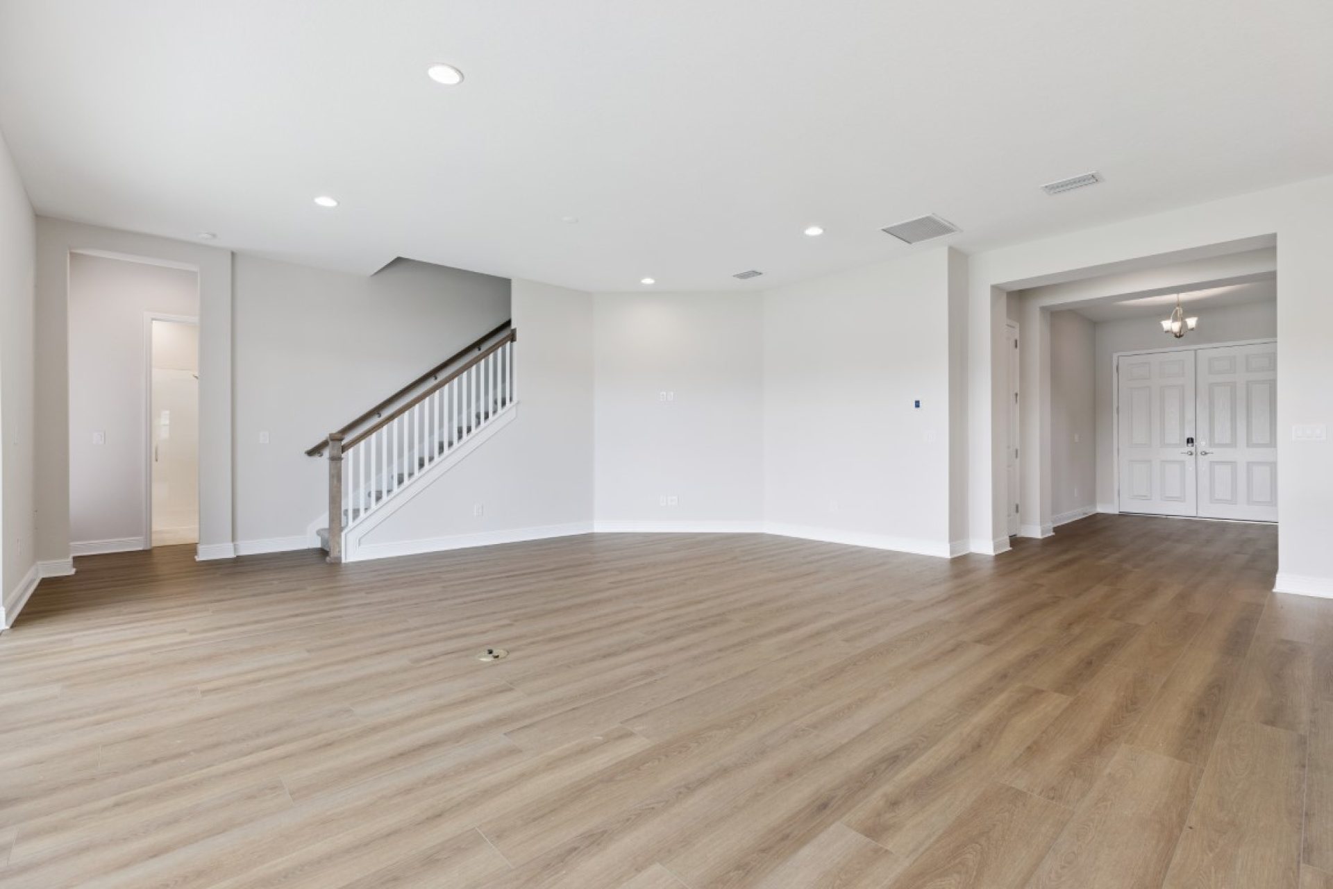 15009 Rider Pass Dr - Grand Room