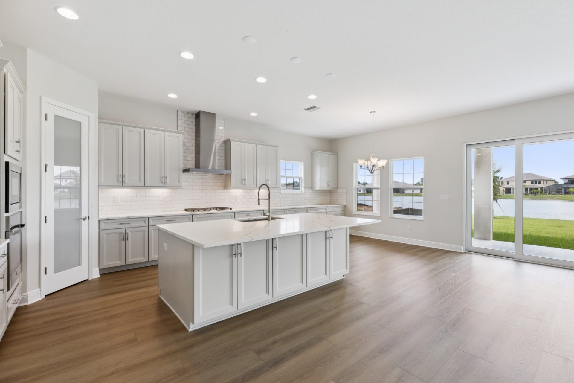 15009 Rider Pass Dr - Gourmet Kitchen