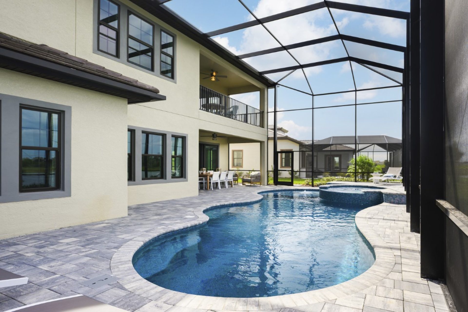 Granada II - Covered Lanai and Pool