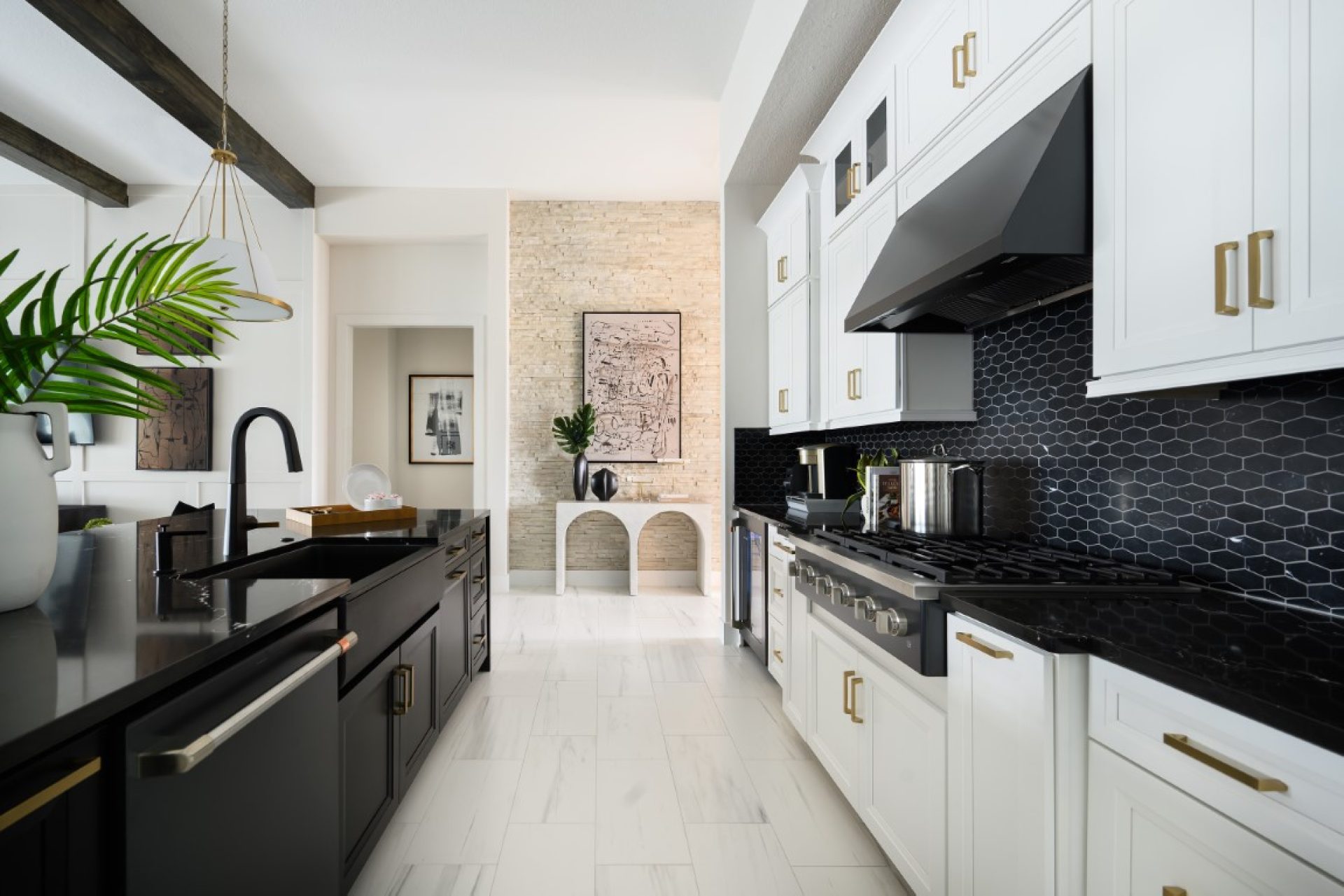 Gourmet Kitchen │ Key Largo II at Crosswind Ranch