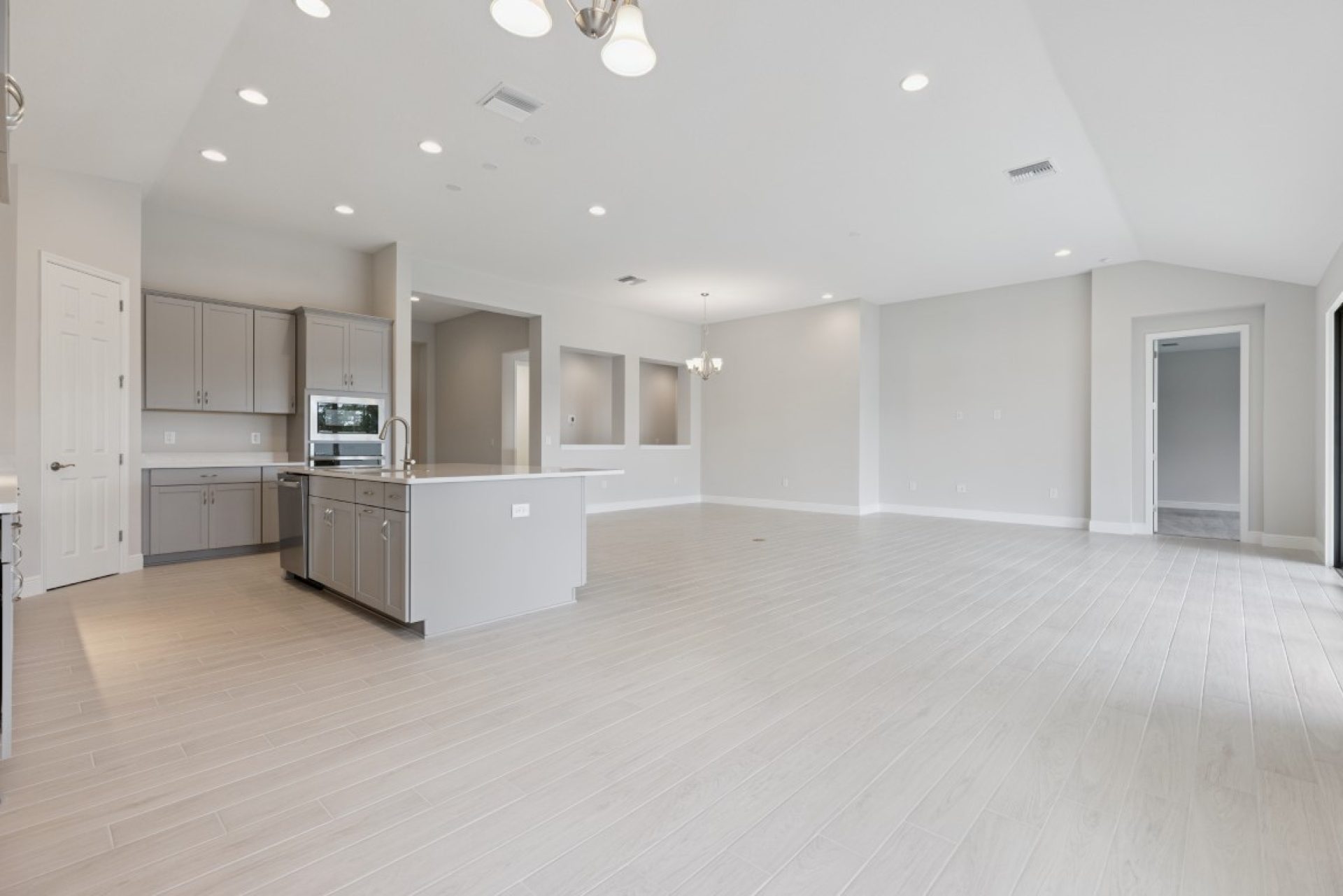 13050 Long Vly-Cir - Gourmet Kitchen and Grand Room