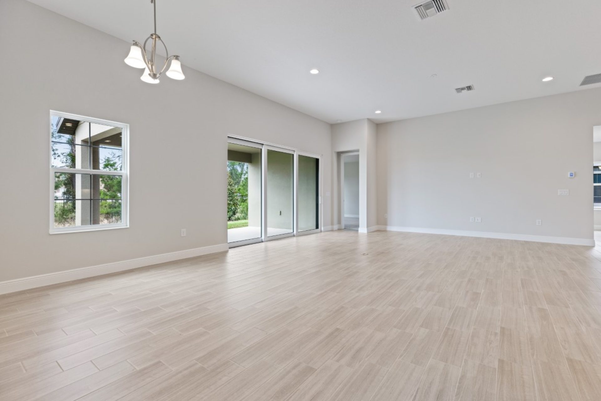 13144 Long Valley Circle - Grand Room and Cafe