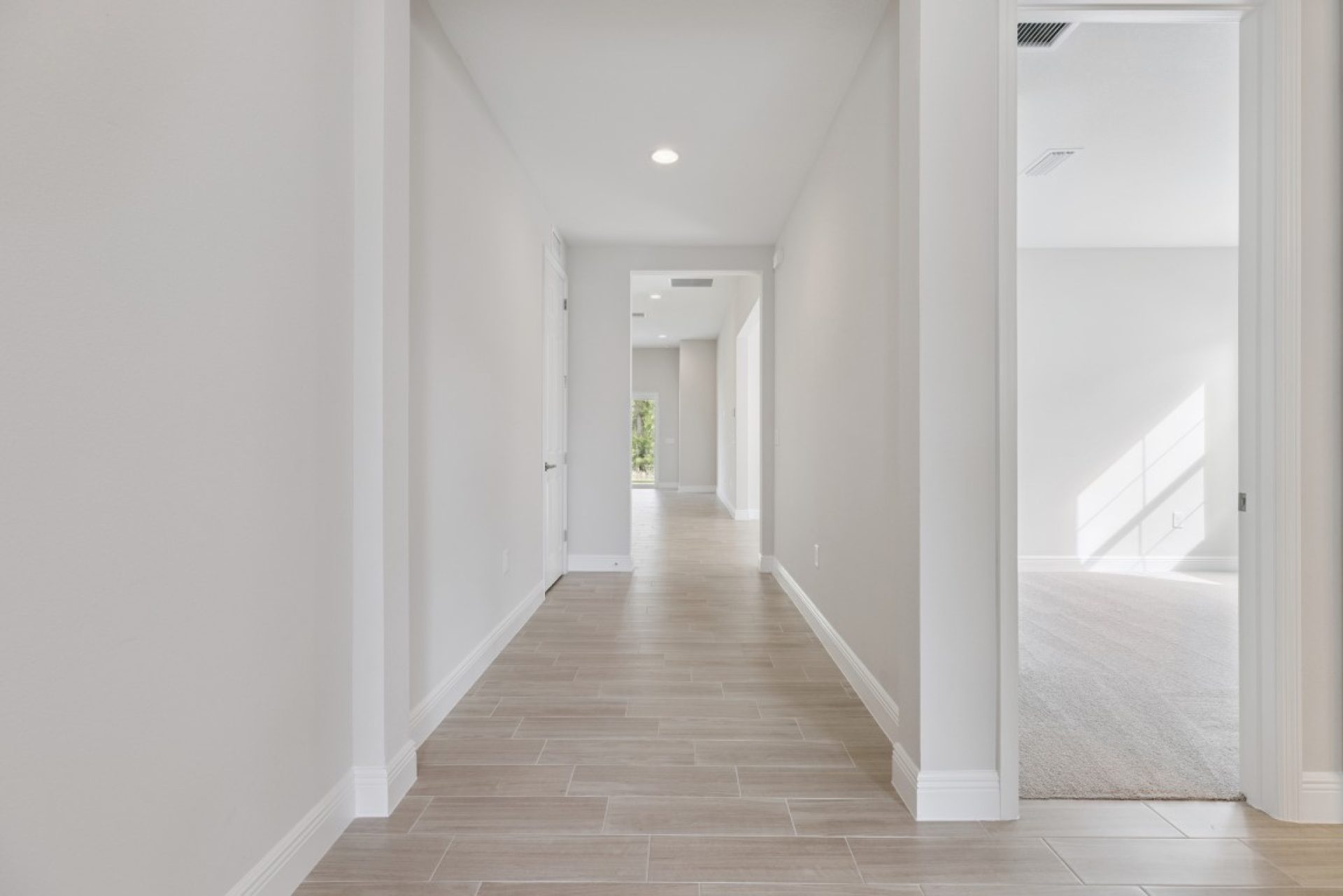 13144 Long Valley Circle - Foyer