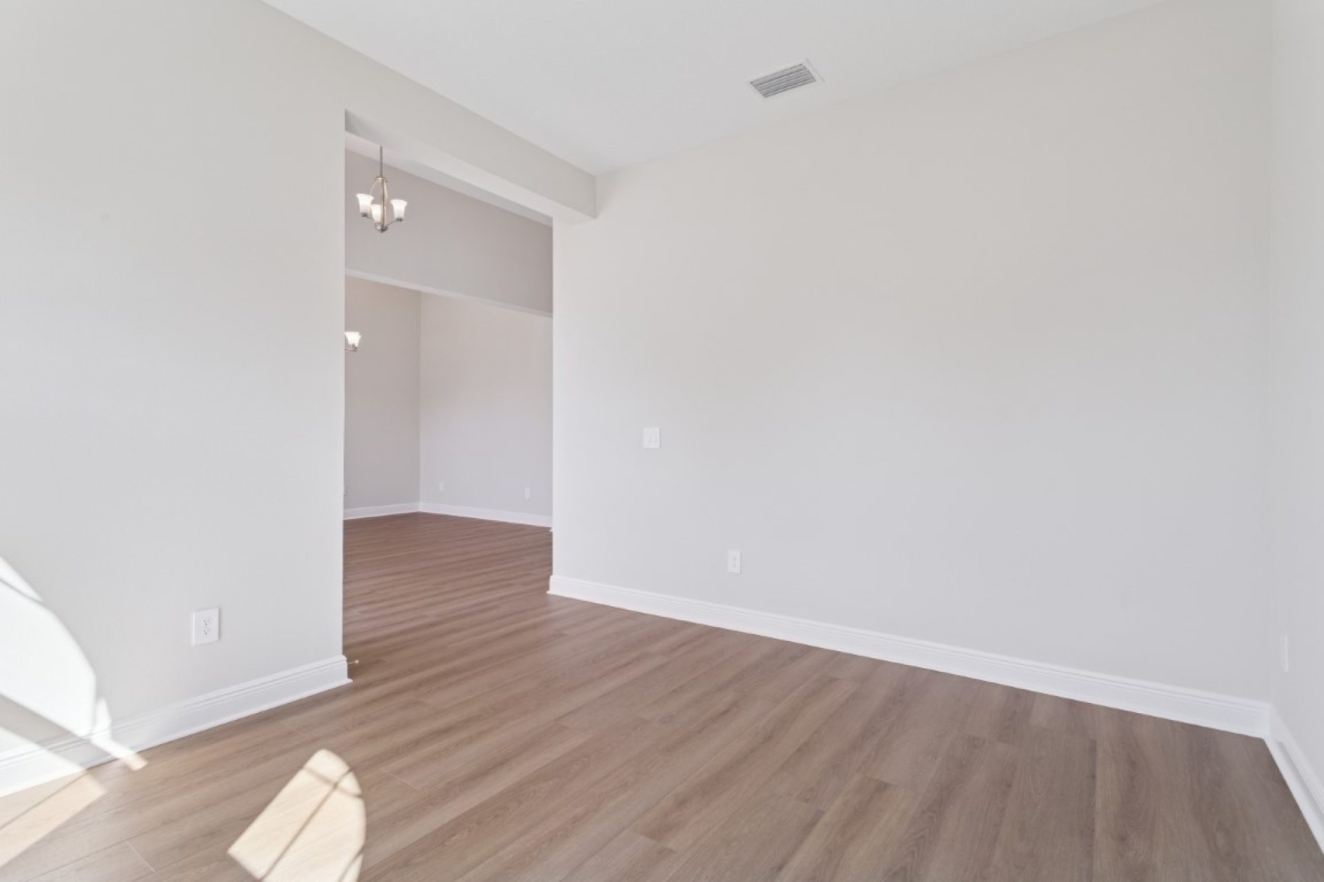 4538 Foley Grove Dr - Living Room