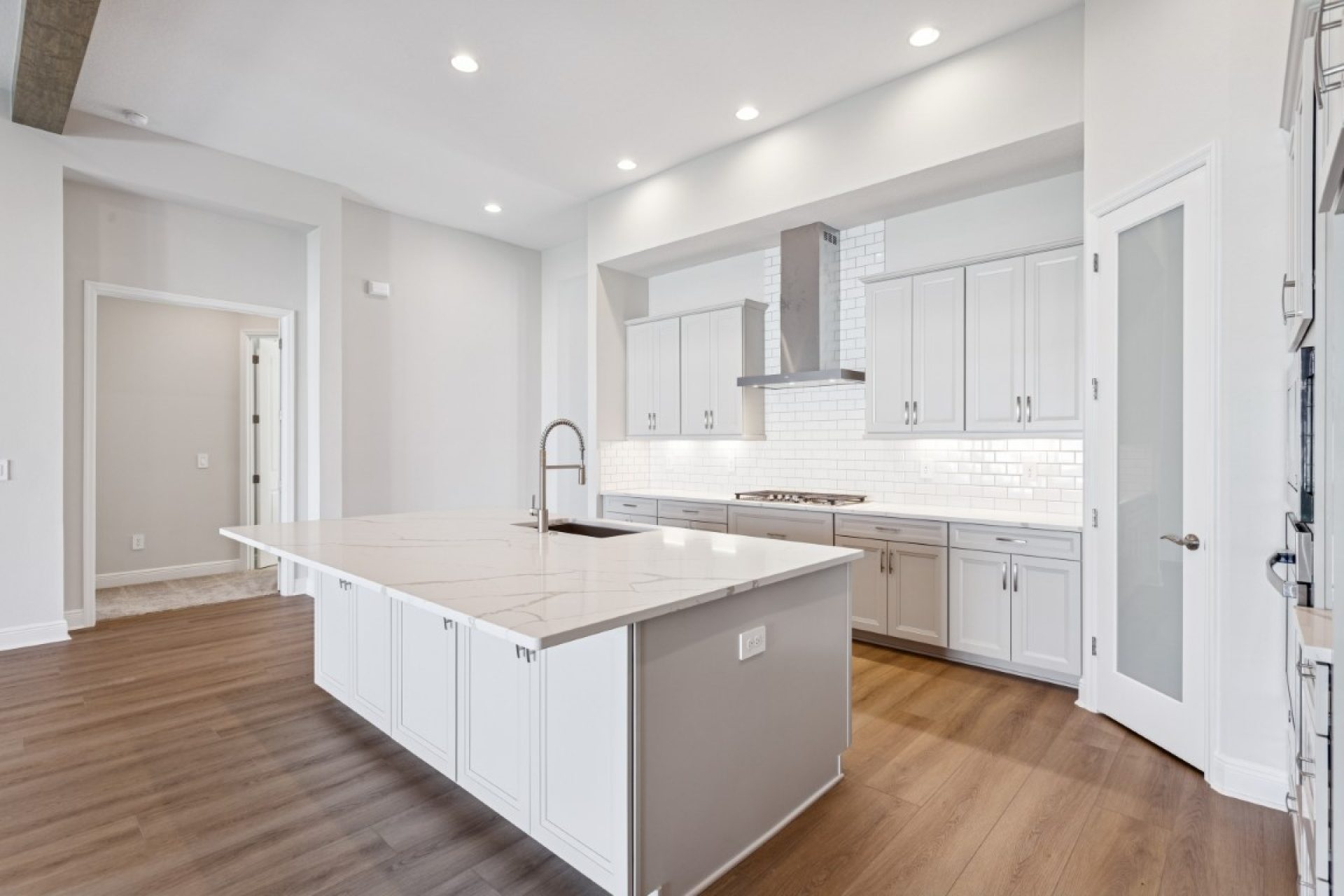 4538 Foley Grove Dr - Gourmet Kitchen