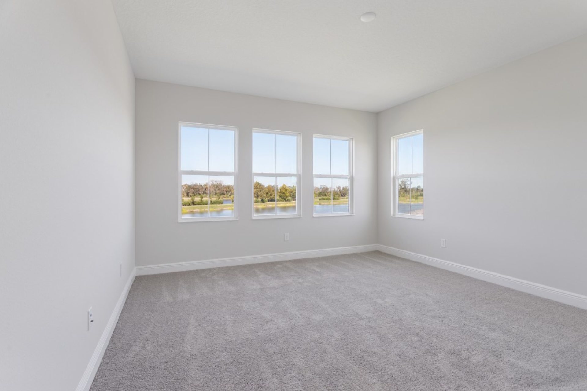 10239 Longmeadow Ave - Owner's Retreat