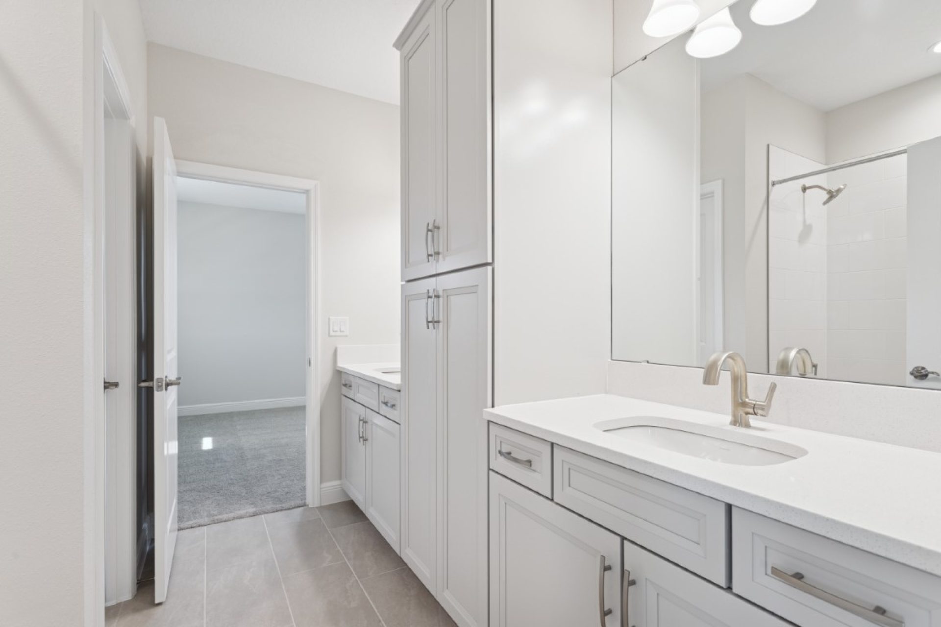 10239 Longmeadow Ave - Bath 3