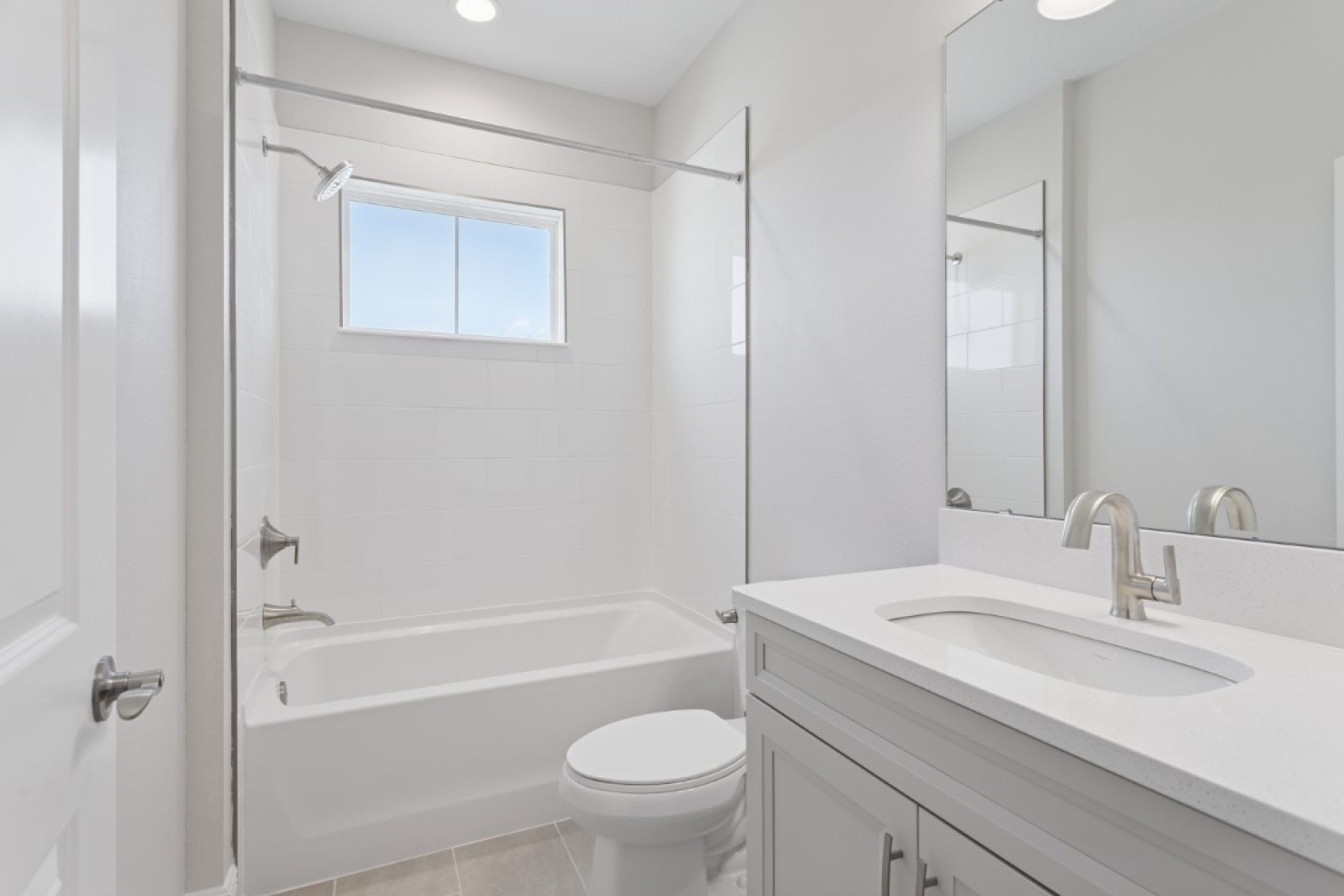 10239 Longmeadow Ave - Bath 4