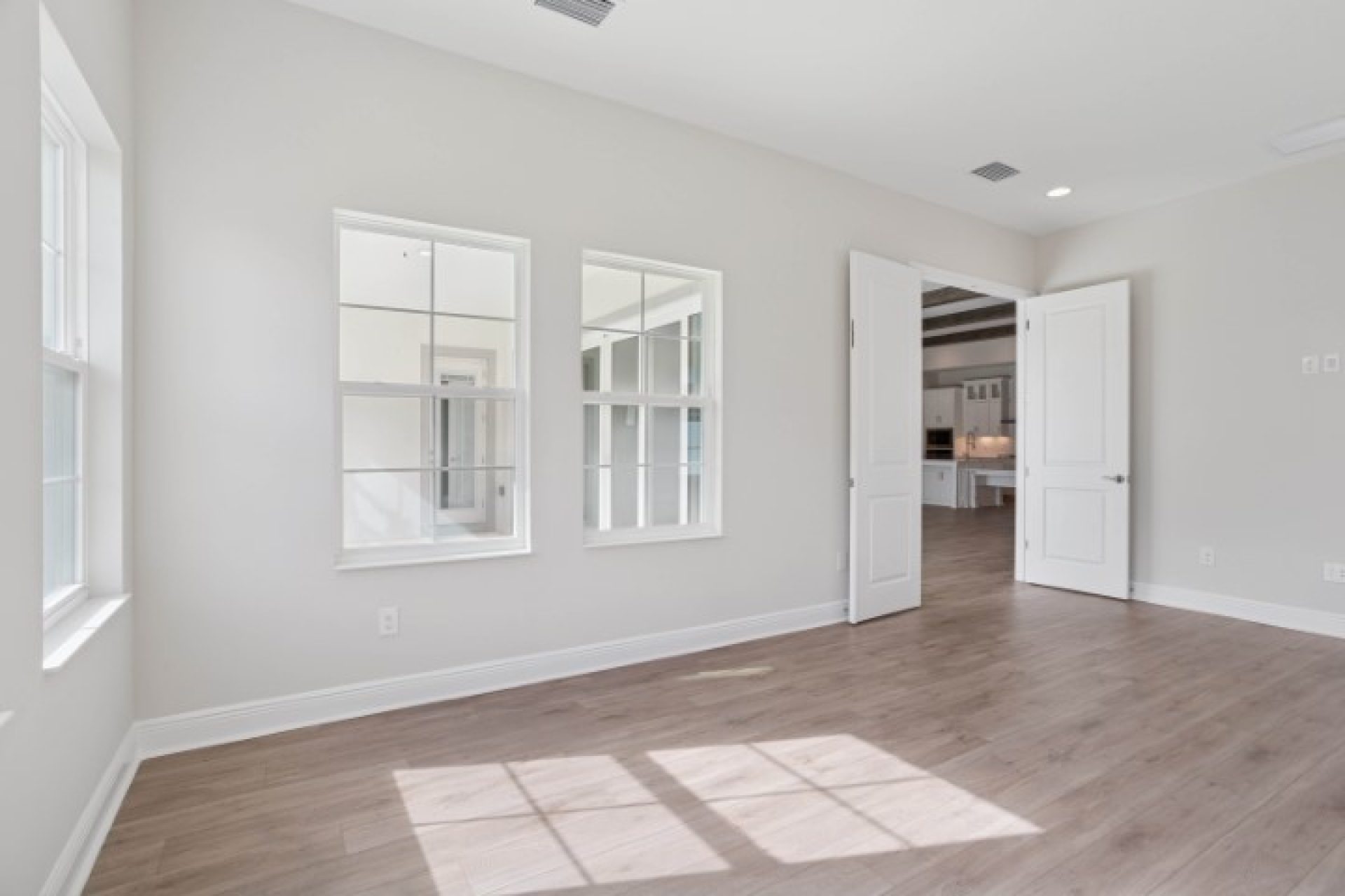 35310 Big Hawk Dr - Downstairs Bonus Room