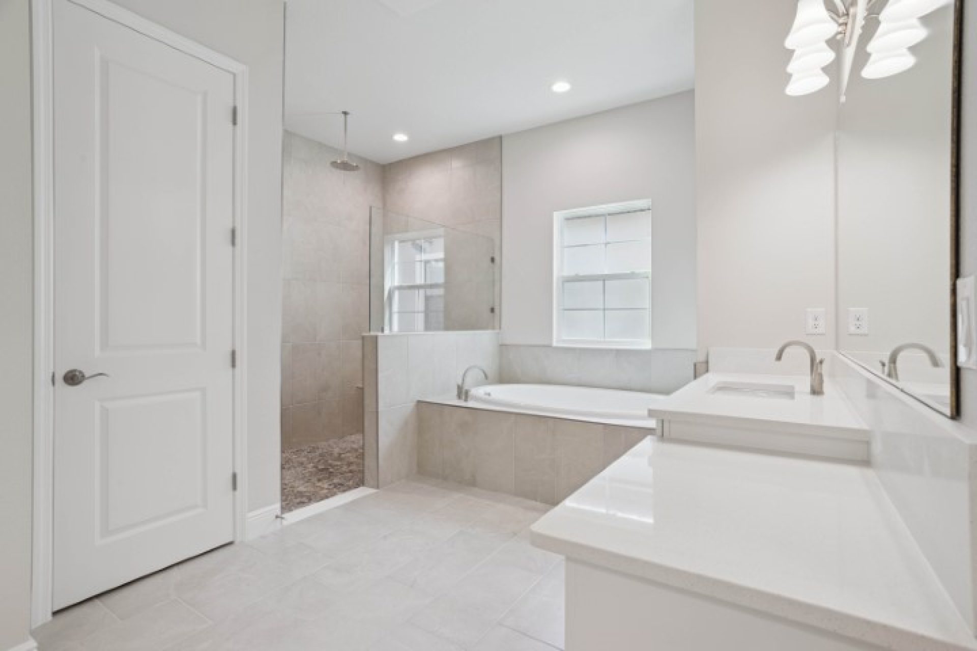 35310 Big Hawk Dr - Owner's Bath