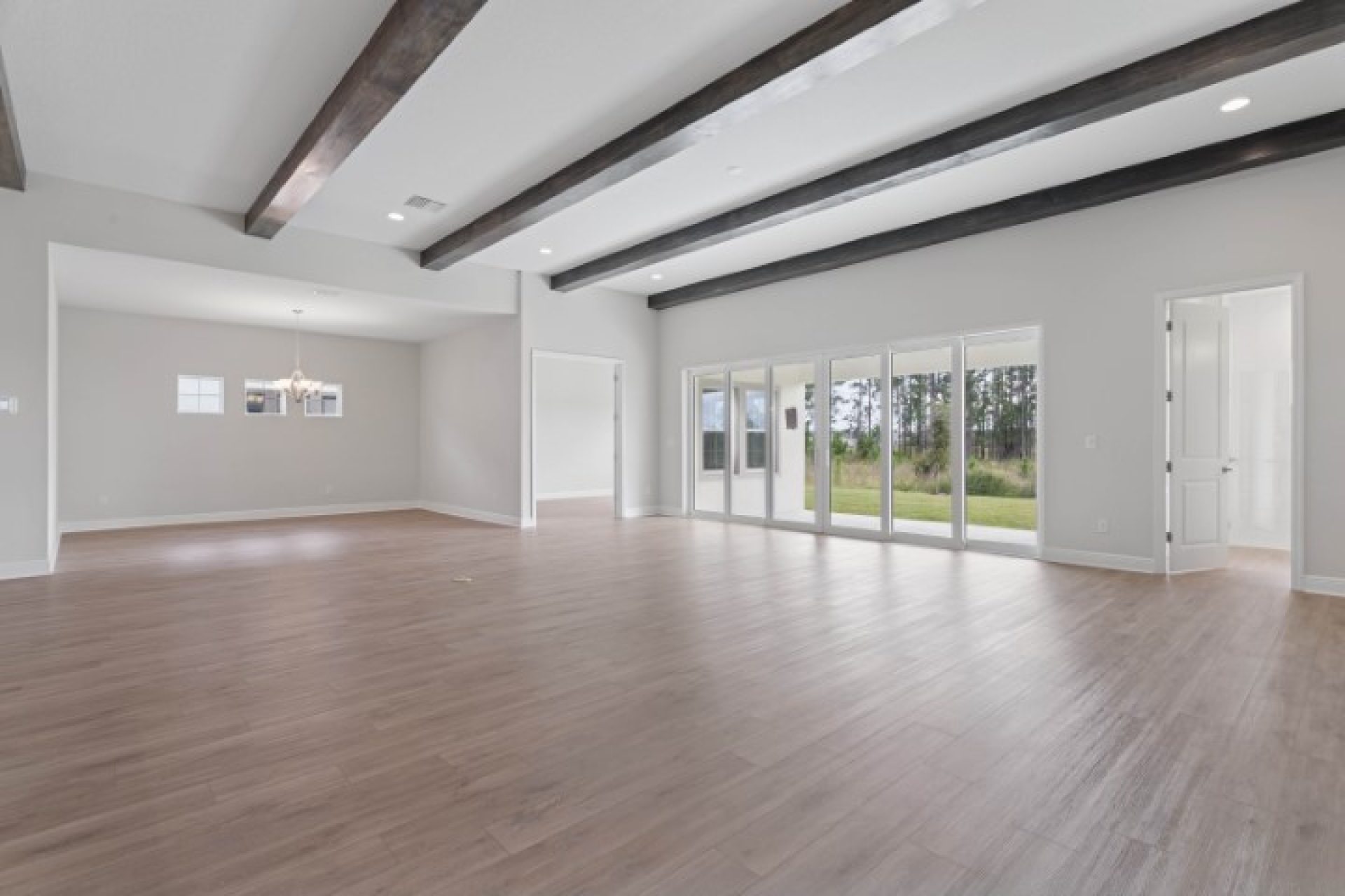 35310 Big Hawk Dr - Grand Room
