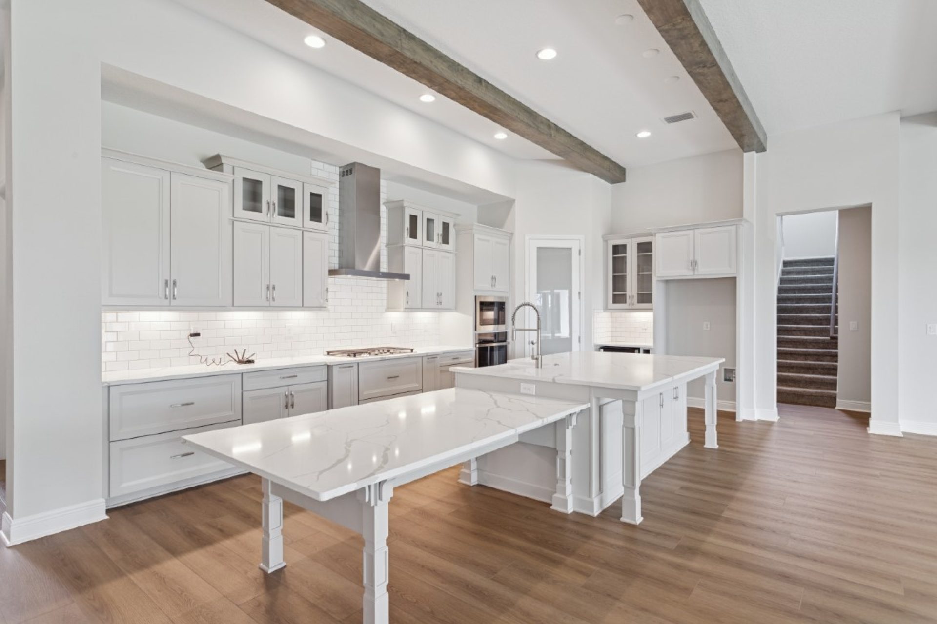 35326 Big Hawk-Dr - Gourmet Kitchen