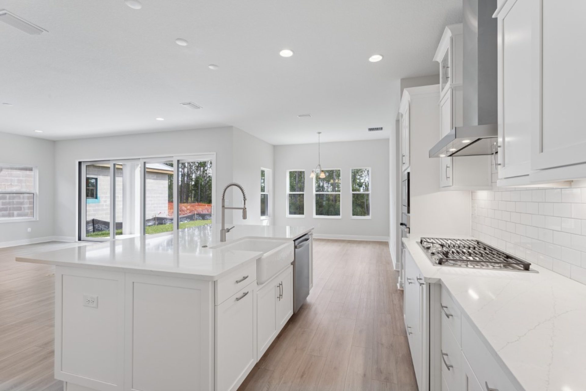 35471 Big Hawk Dr - Gourmet Kitchen