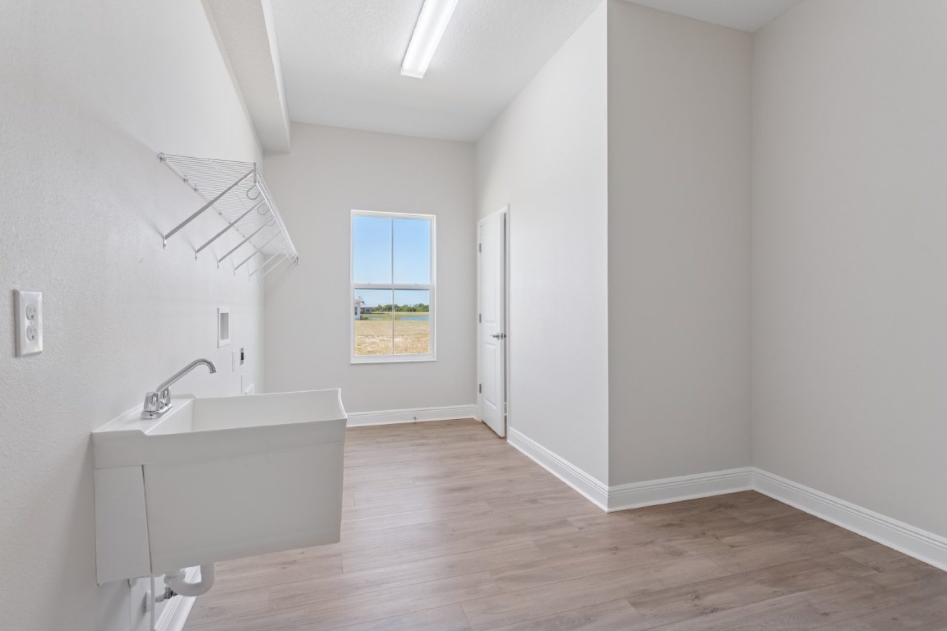 10739 Spring Sapling Cir - Laundry Room