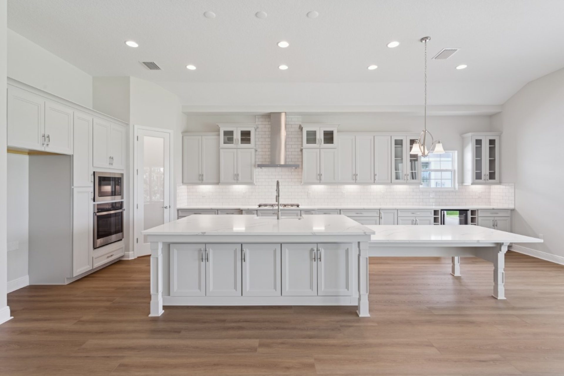 35483 Big Hawk Dr - Gourmet Kitchen