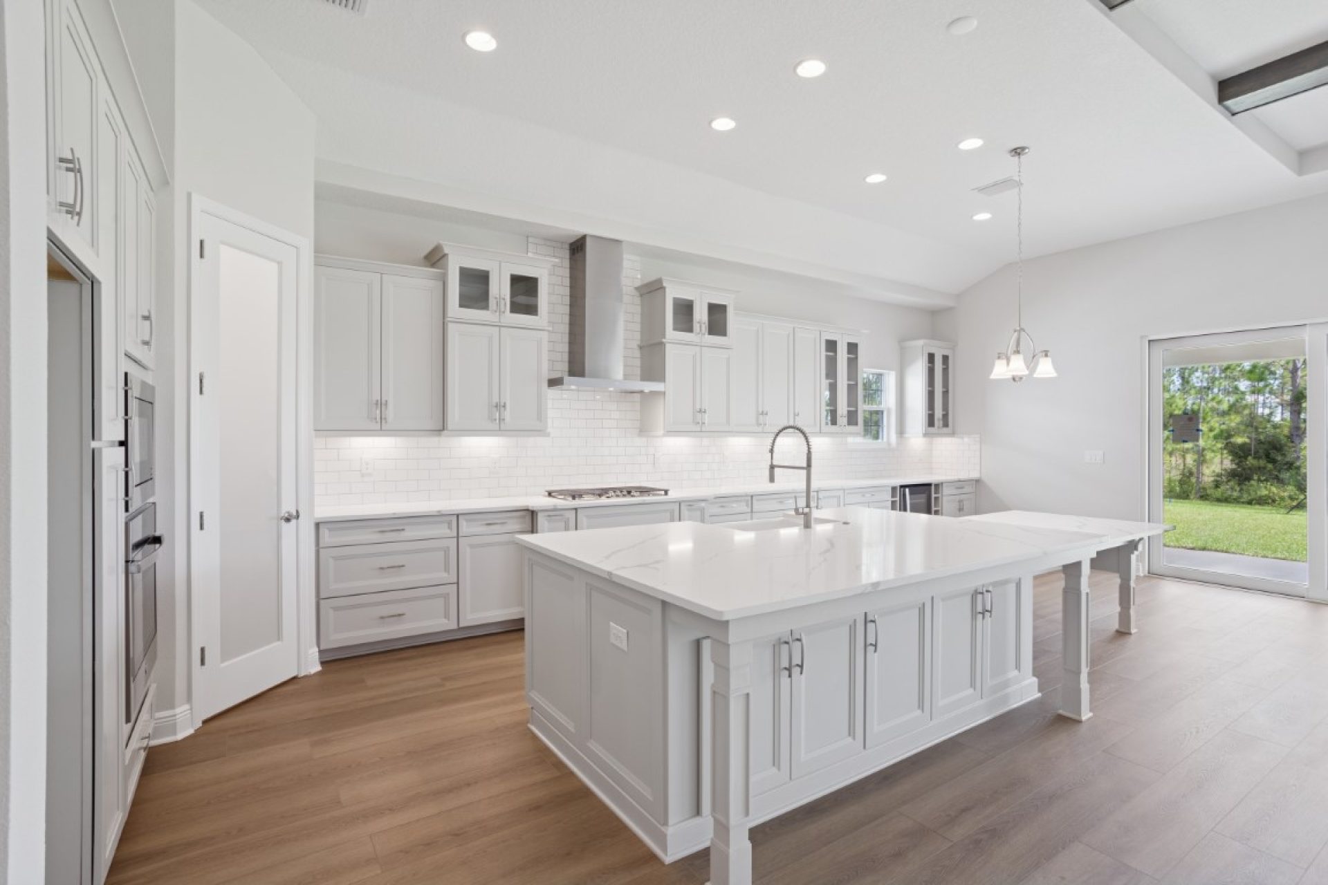 35483 Big Hawk Dr - Gourmet Kitchen