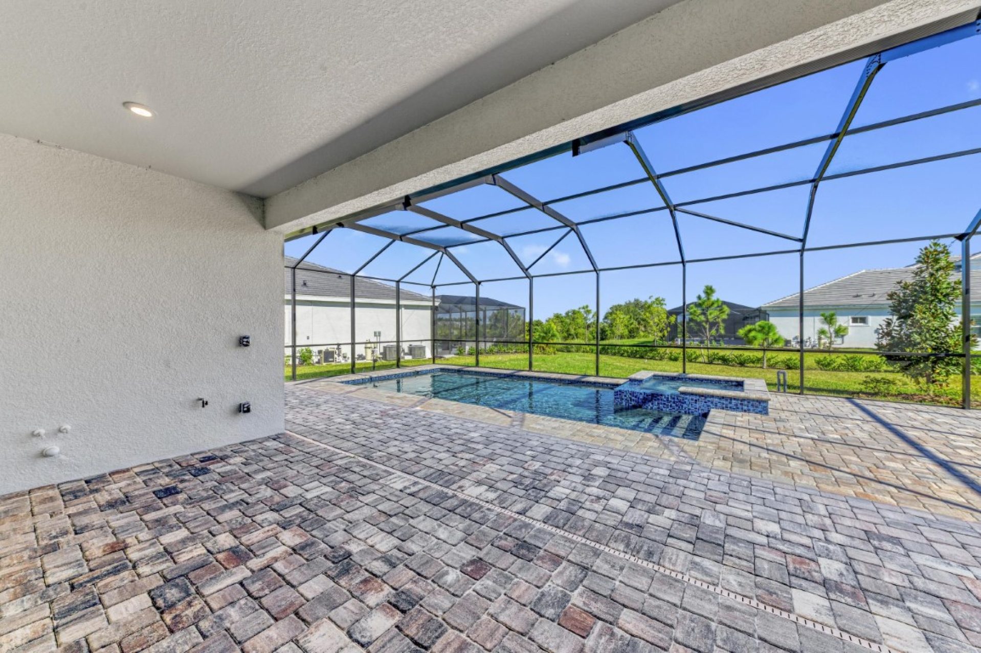 17530 Glistening Ct - Covered Lanai and Pool