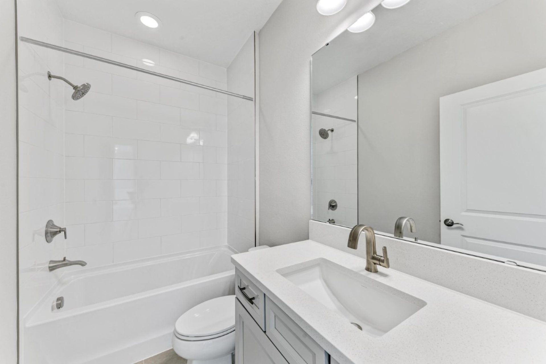 17530 Glistening Ct - Bath 3