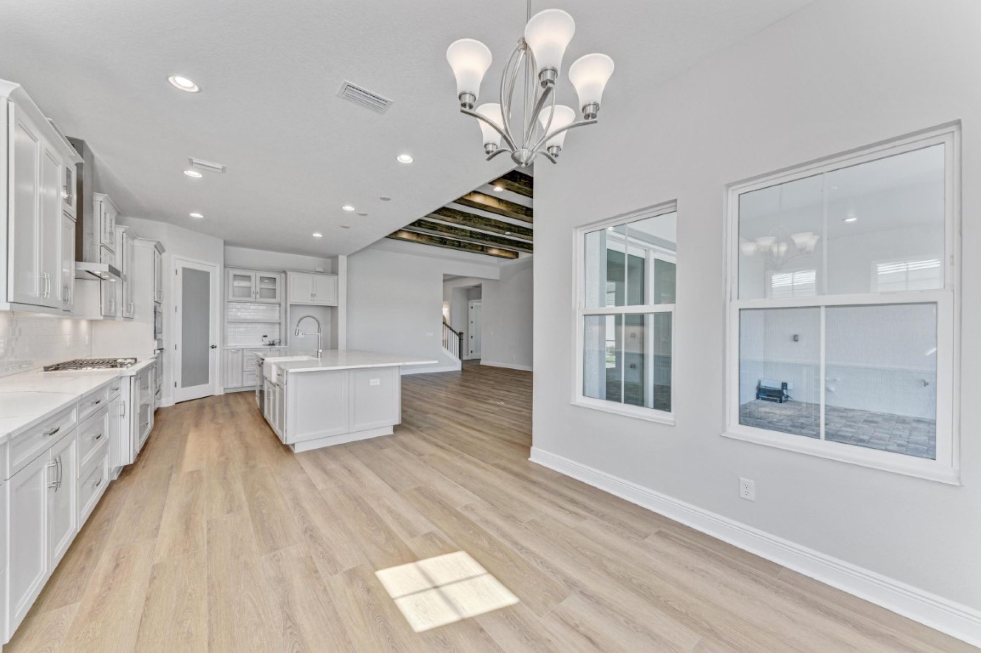 17530 Glistening Ct - Dining Room