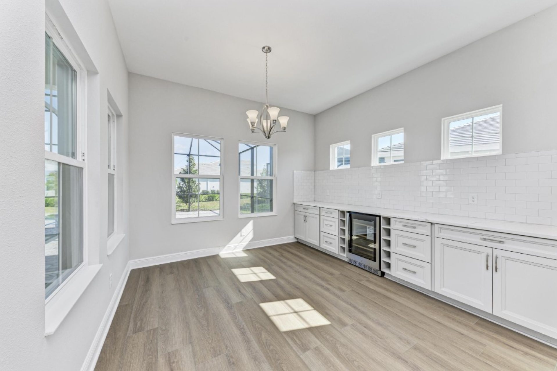 17530 Glistening Ct - Dining Room