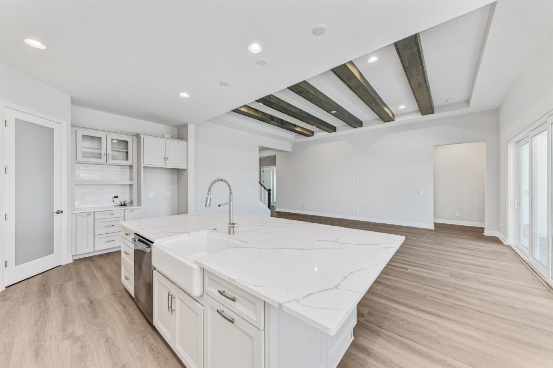 17530 Glistening Ct - Gourmet Kitchen