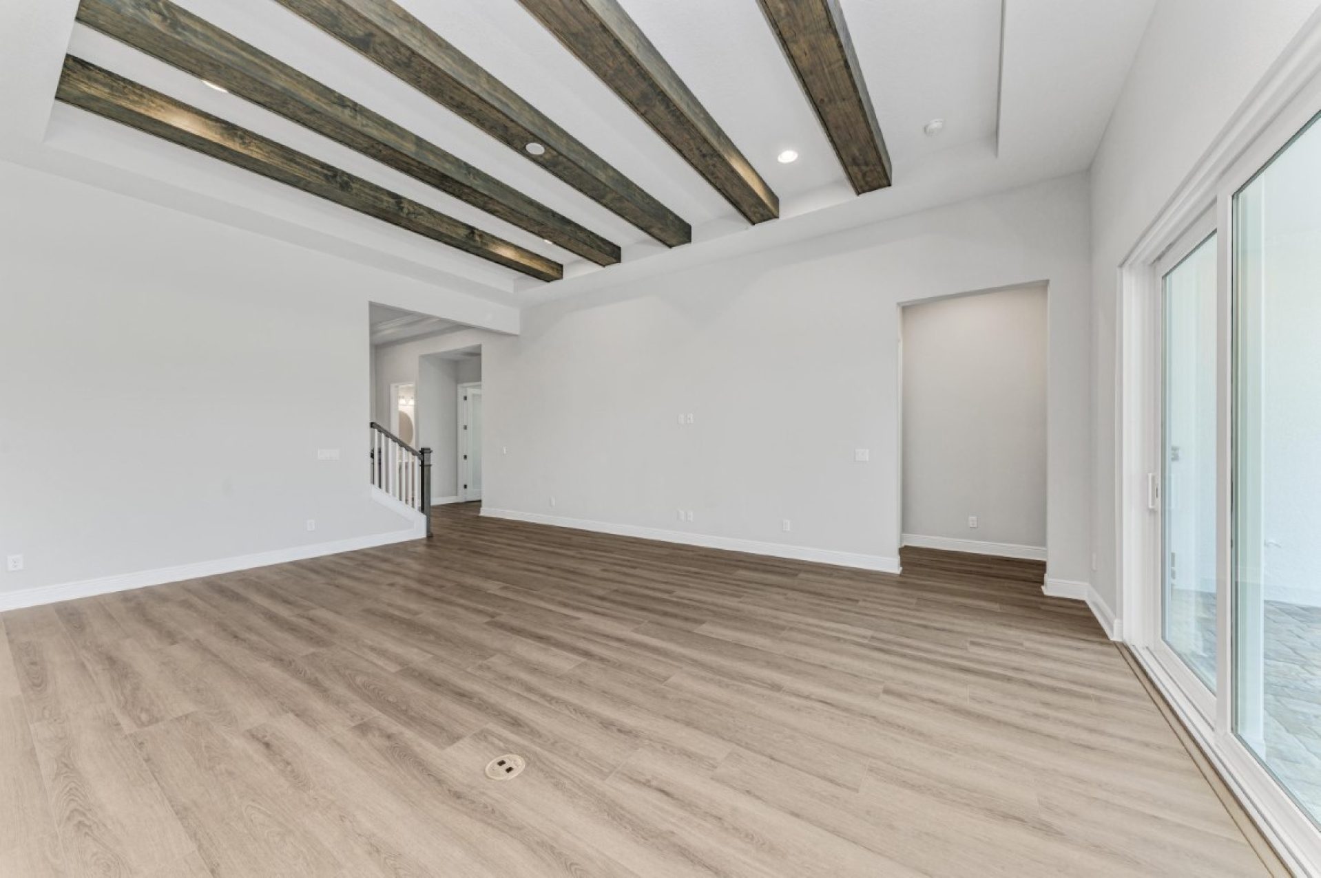 17530 Glistening Ct - Grand Room