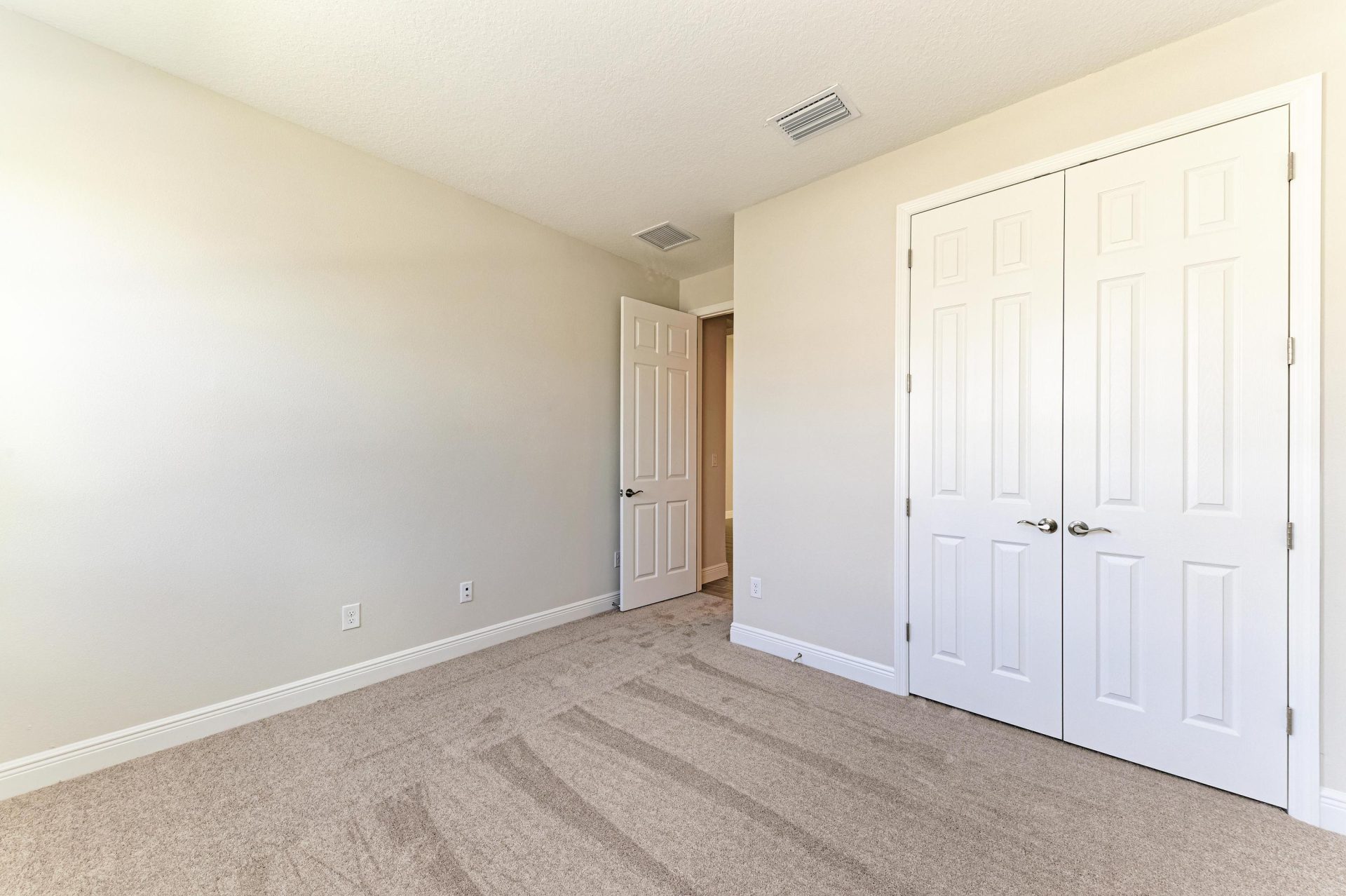 6139 Golden Beach Dr - Bedroom 2