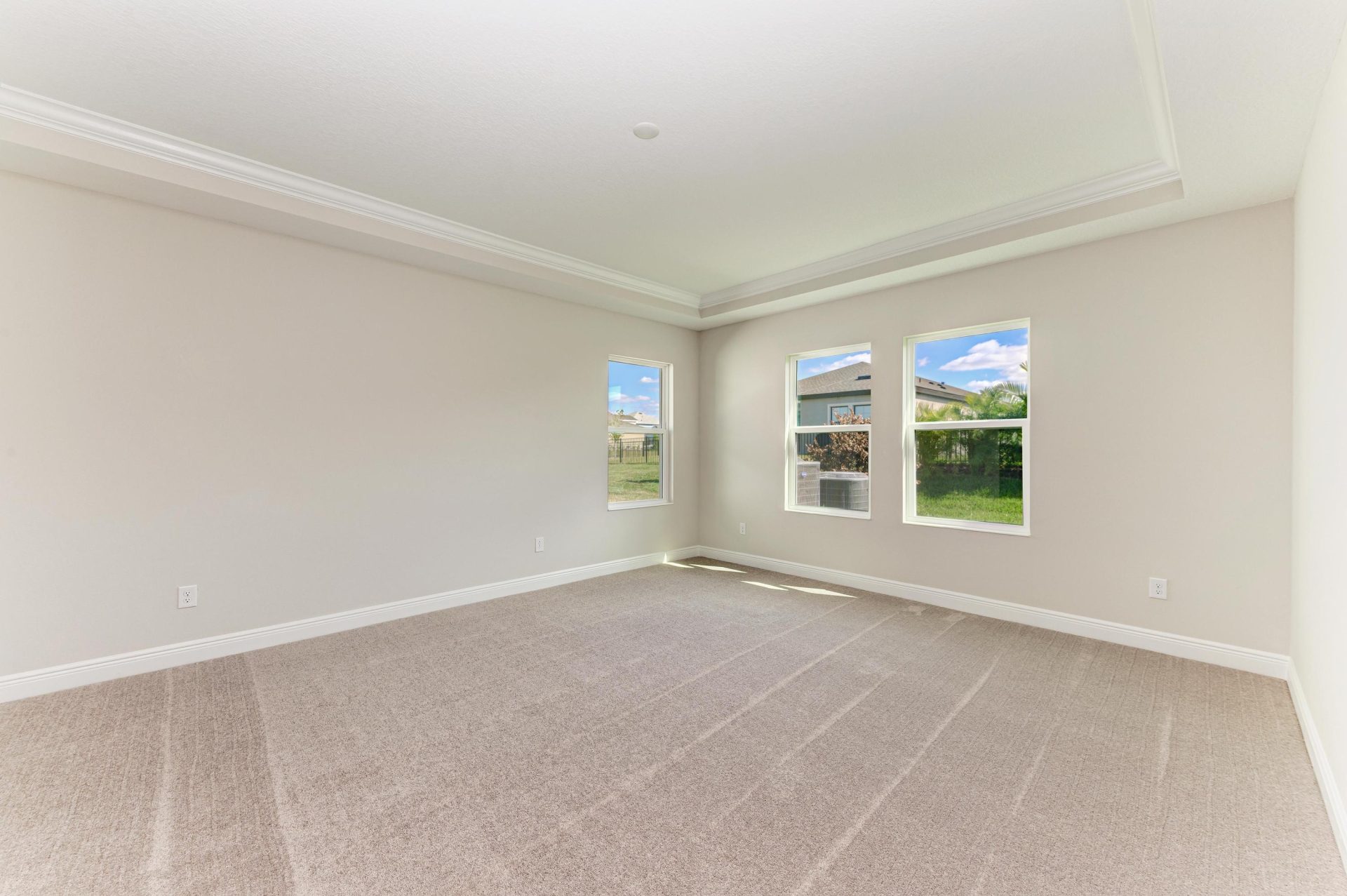 6139 Golden Beach Dr - Owner's Retreat