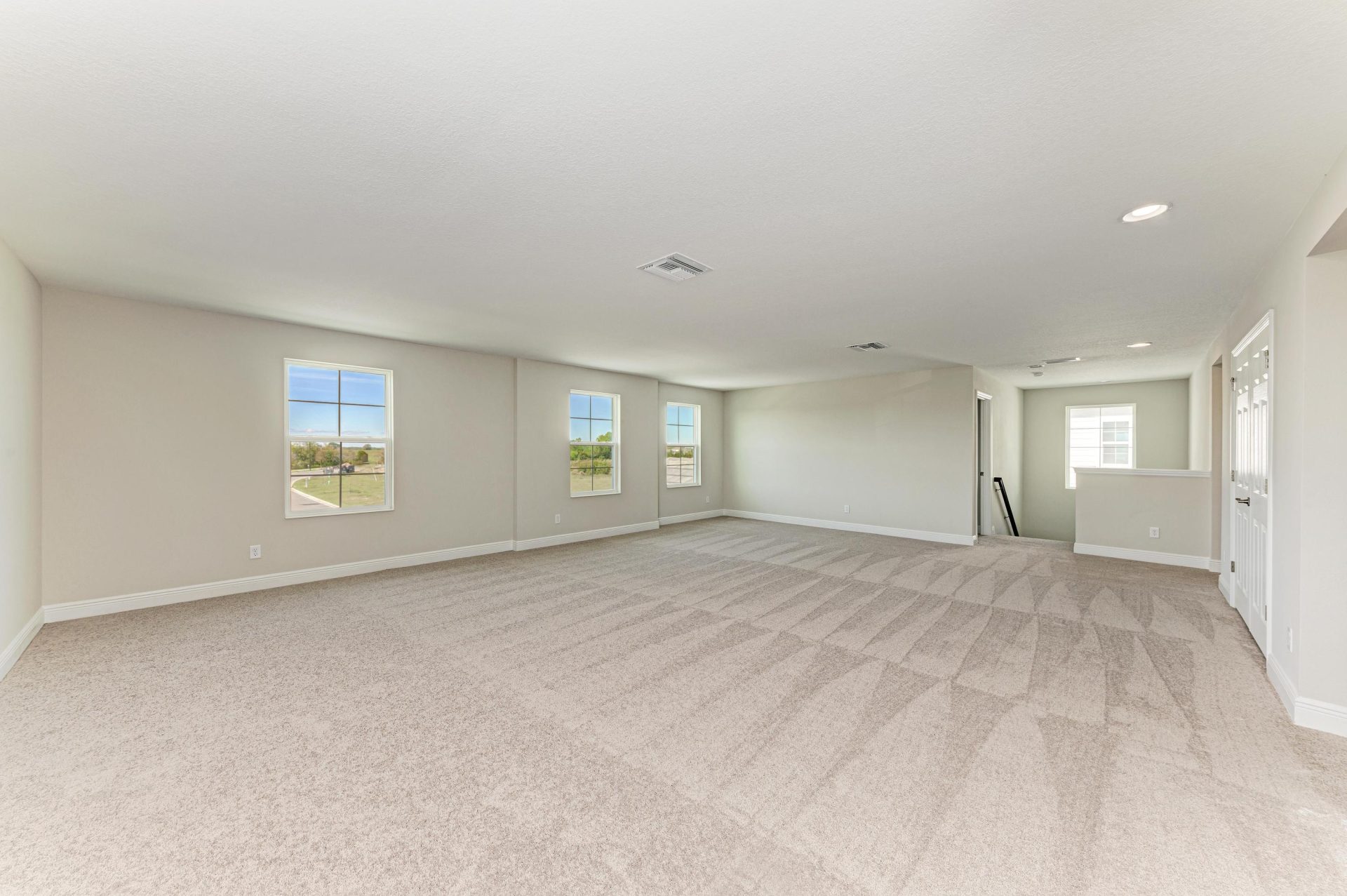 10148 Surrey Rose Dr - Bonus Room