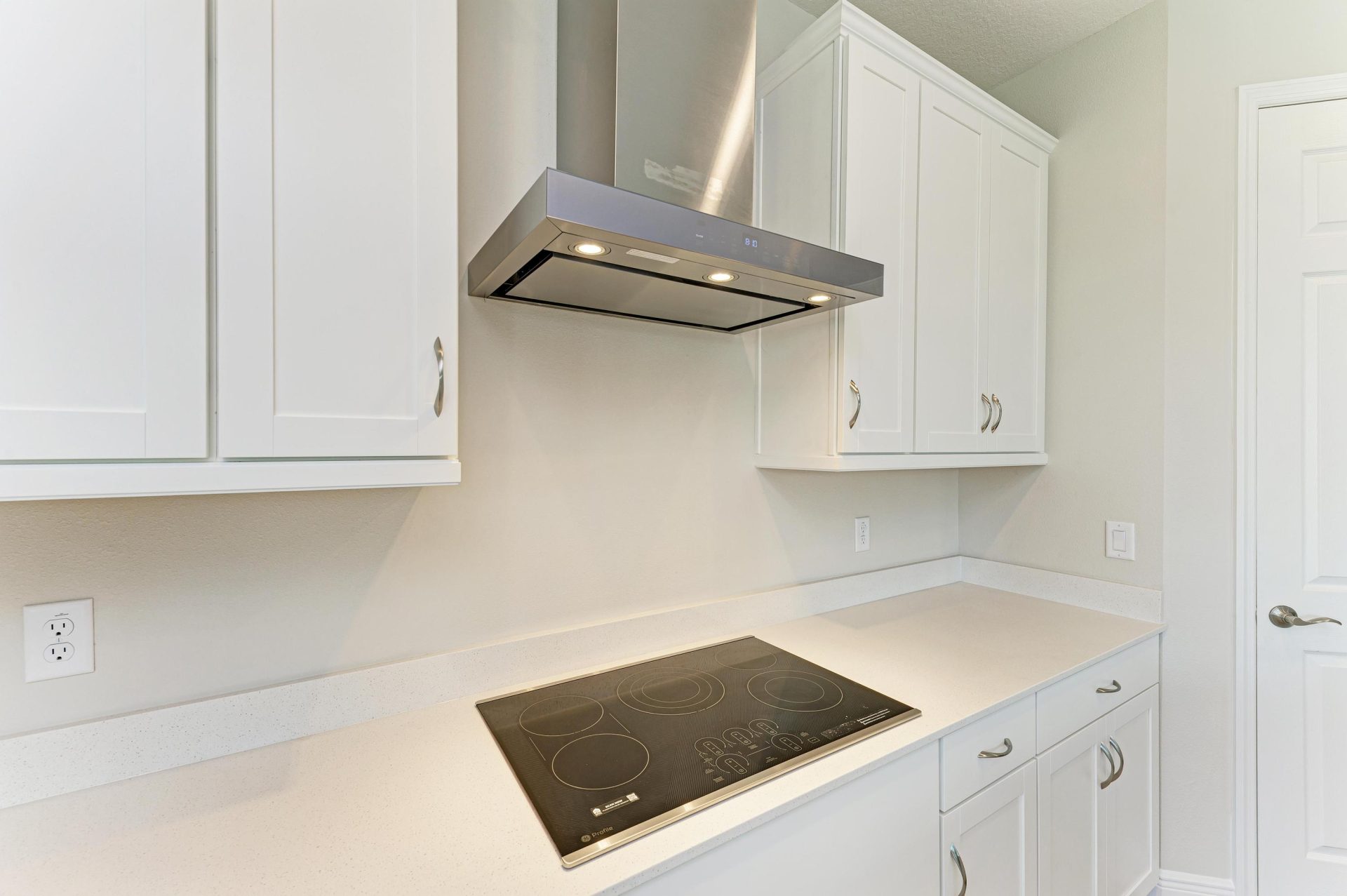 10148 Surrey Rose Dr - Gourmet Kitchen