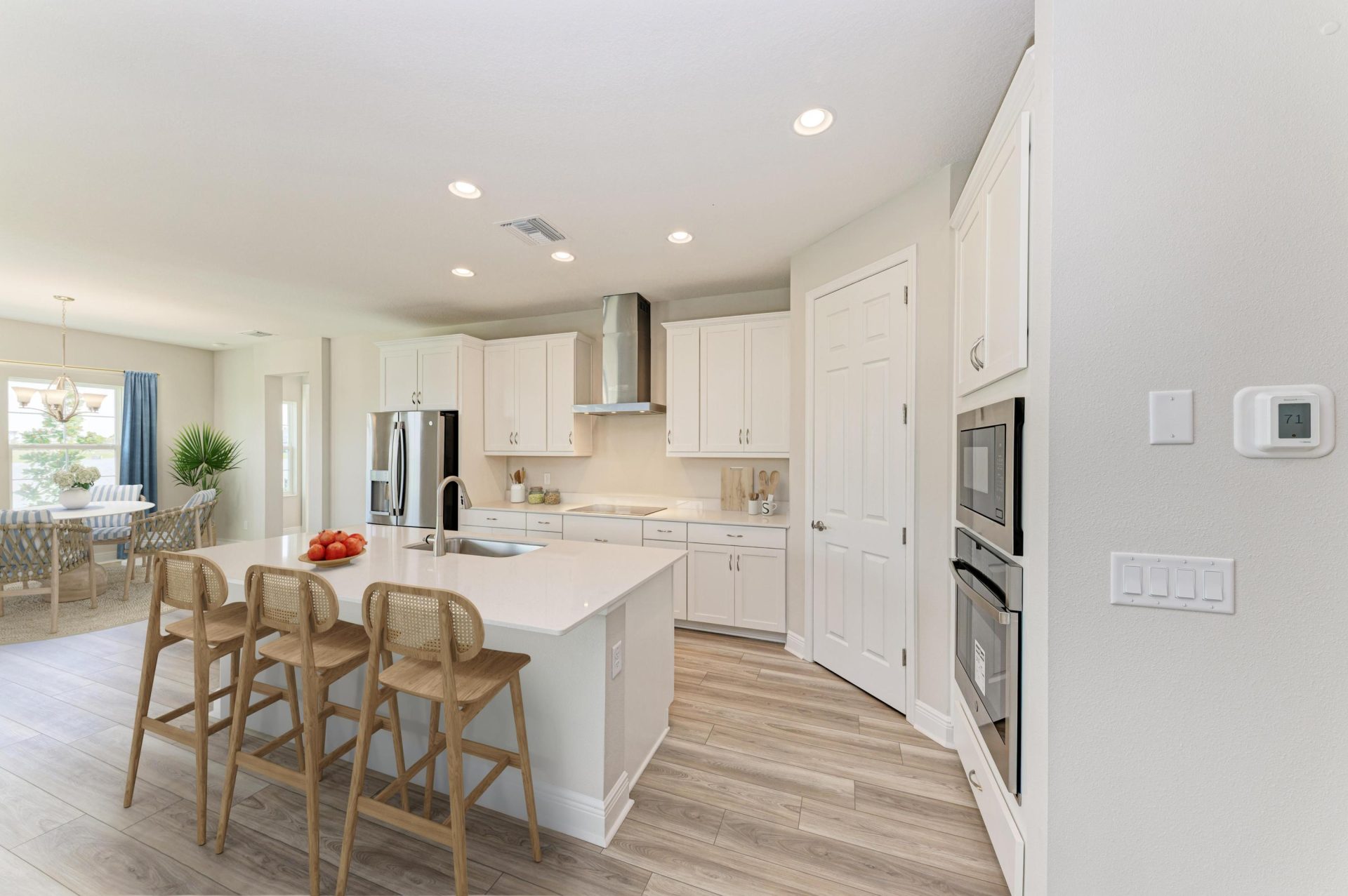 10148 Surrey Rose Dr - Virtual Staging