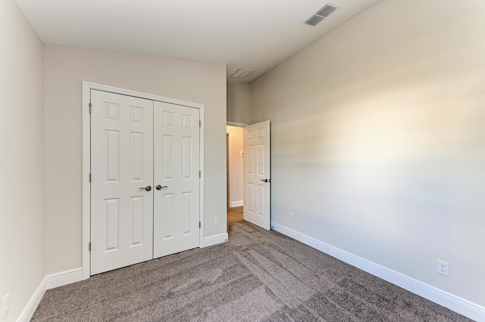 12377 Oak Hill Way - Bedroom 3