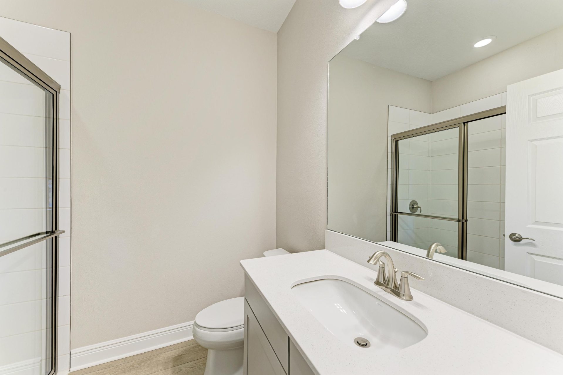 12377 Oak Hill Way - Bathroom 2