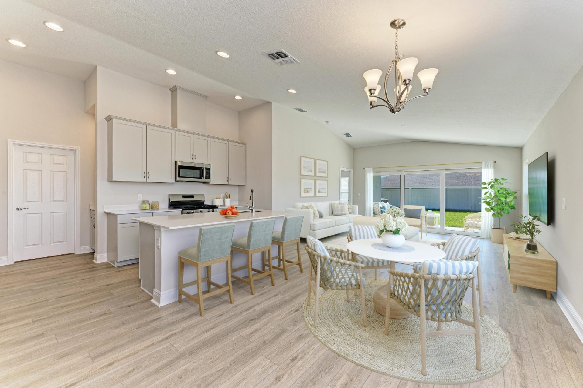 12377 Oak Hill Way - Virtual Staging