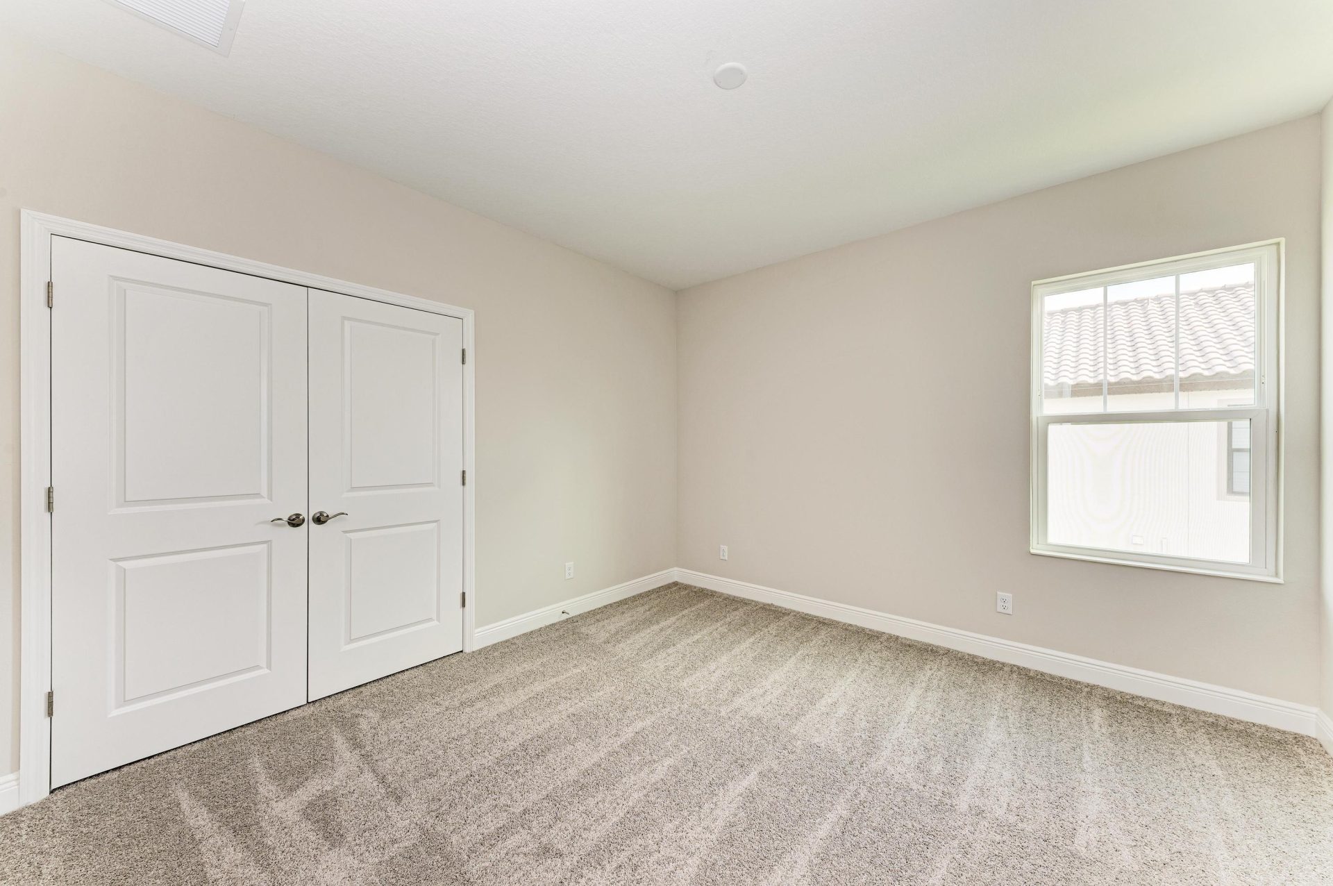 10073 Meadowrun Dr - Bedroom 5