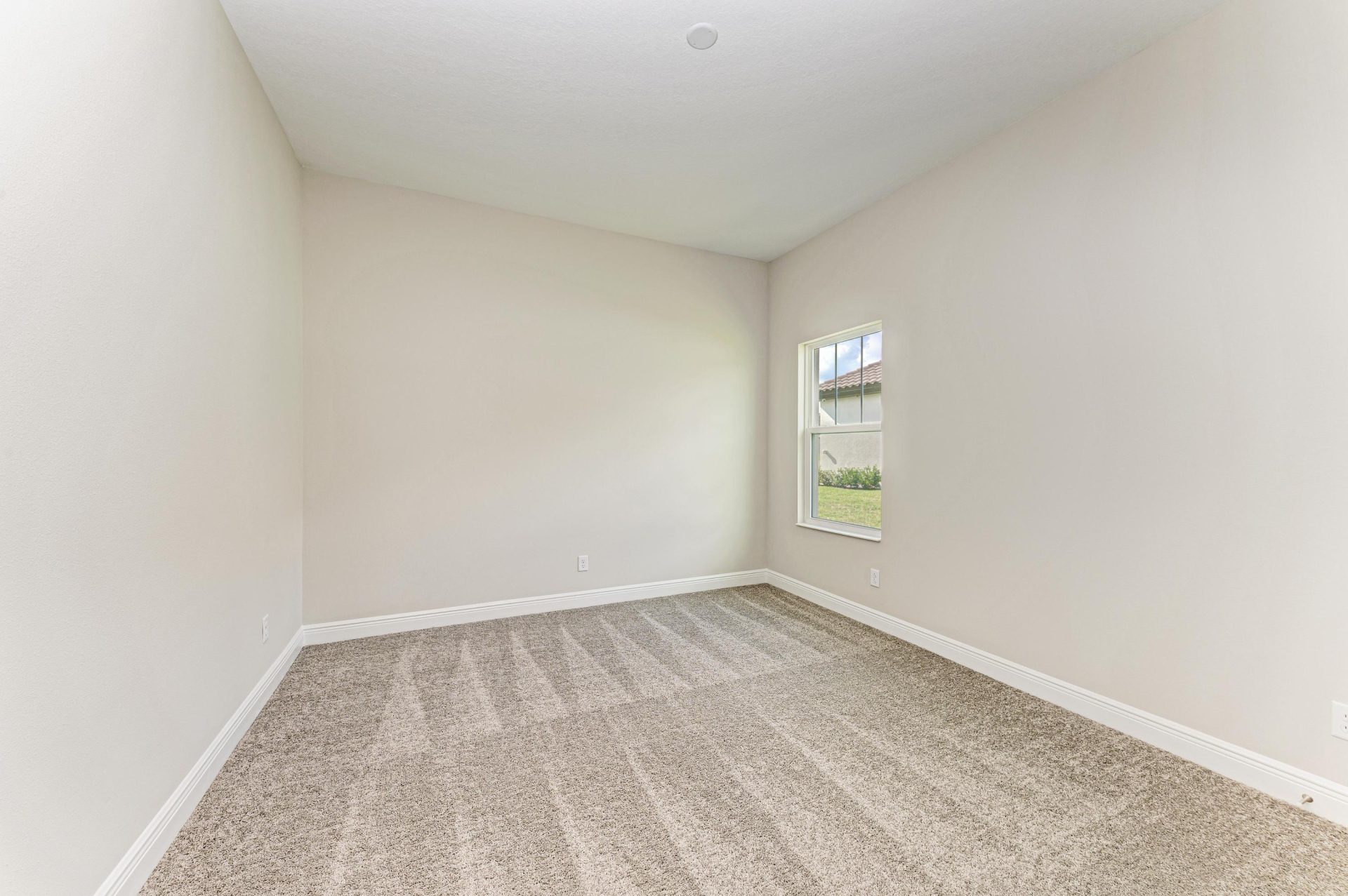 10073 Meadowrun Dr - Bedroom 3