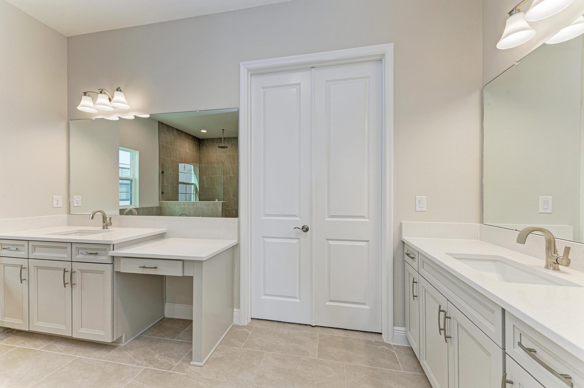 Key West II - Lot 23-13 - 35244 Big Hawk Dr - Owner's Bath