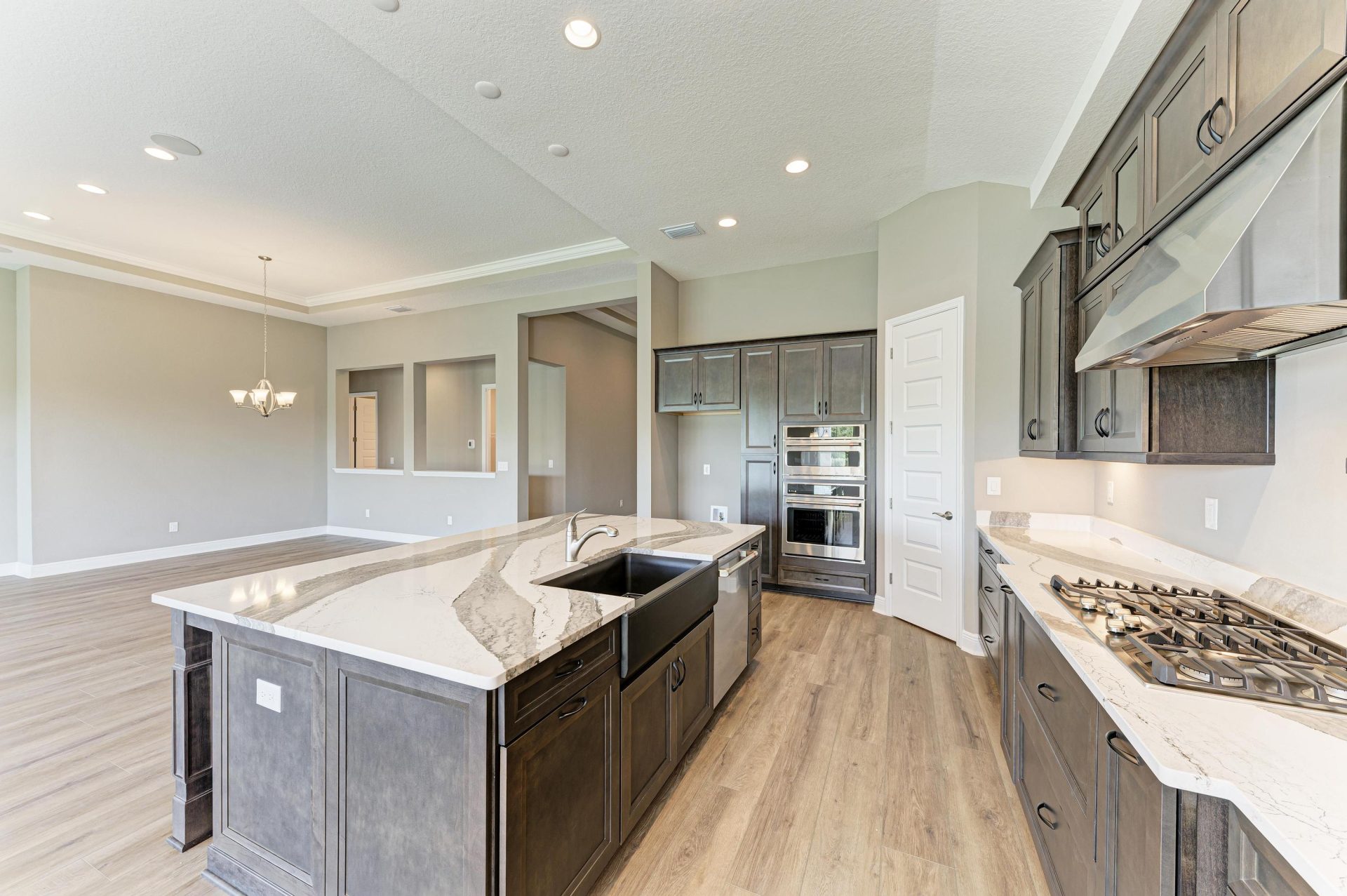 Biscayne I - 10227 Longmeadow Ave - Lot 64-11 - Gourmet Kitchen