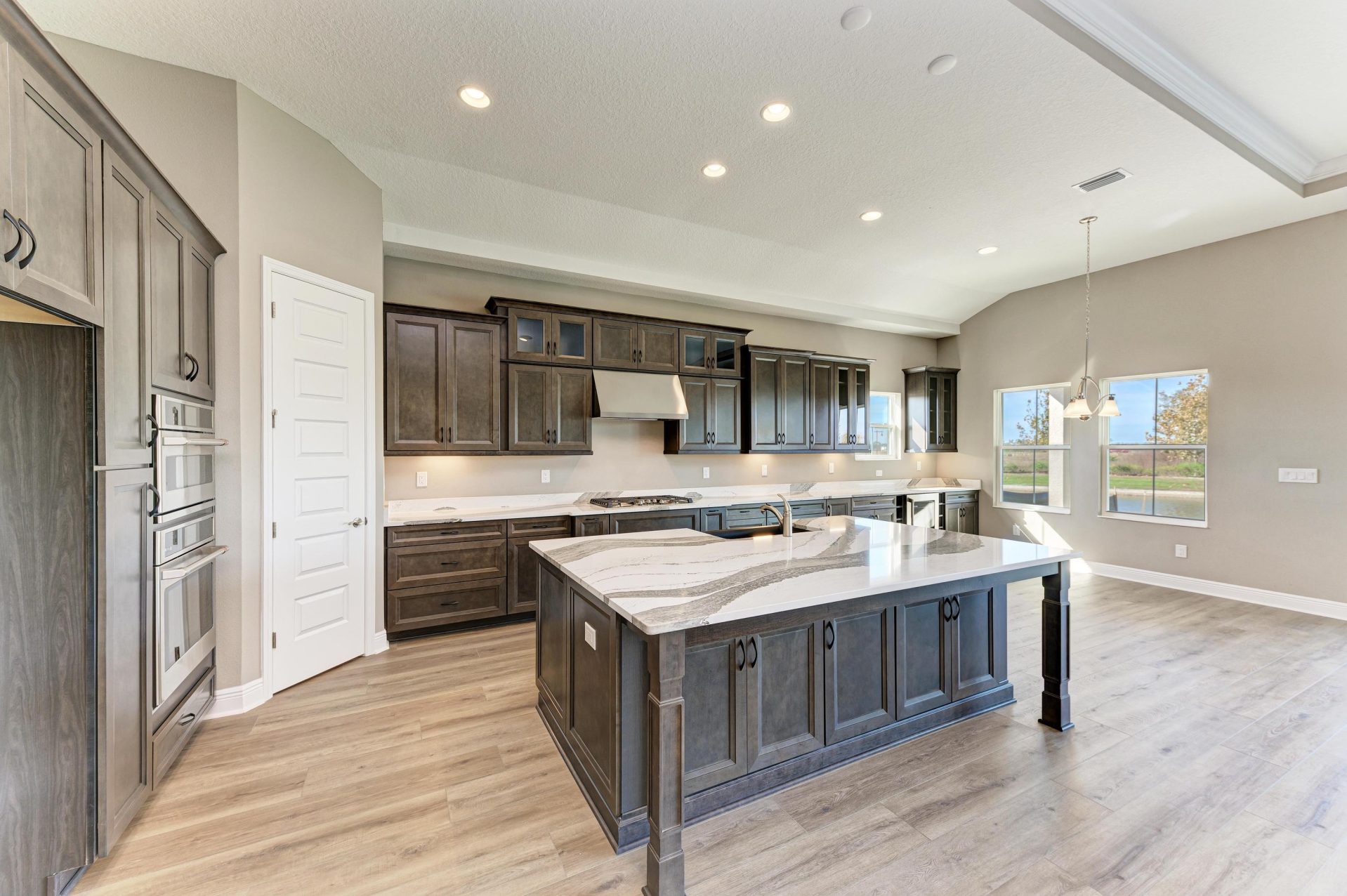Biscayne I - 10227 Longmeadow Ave - Lot 64-11 - Gourmet Kitchen