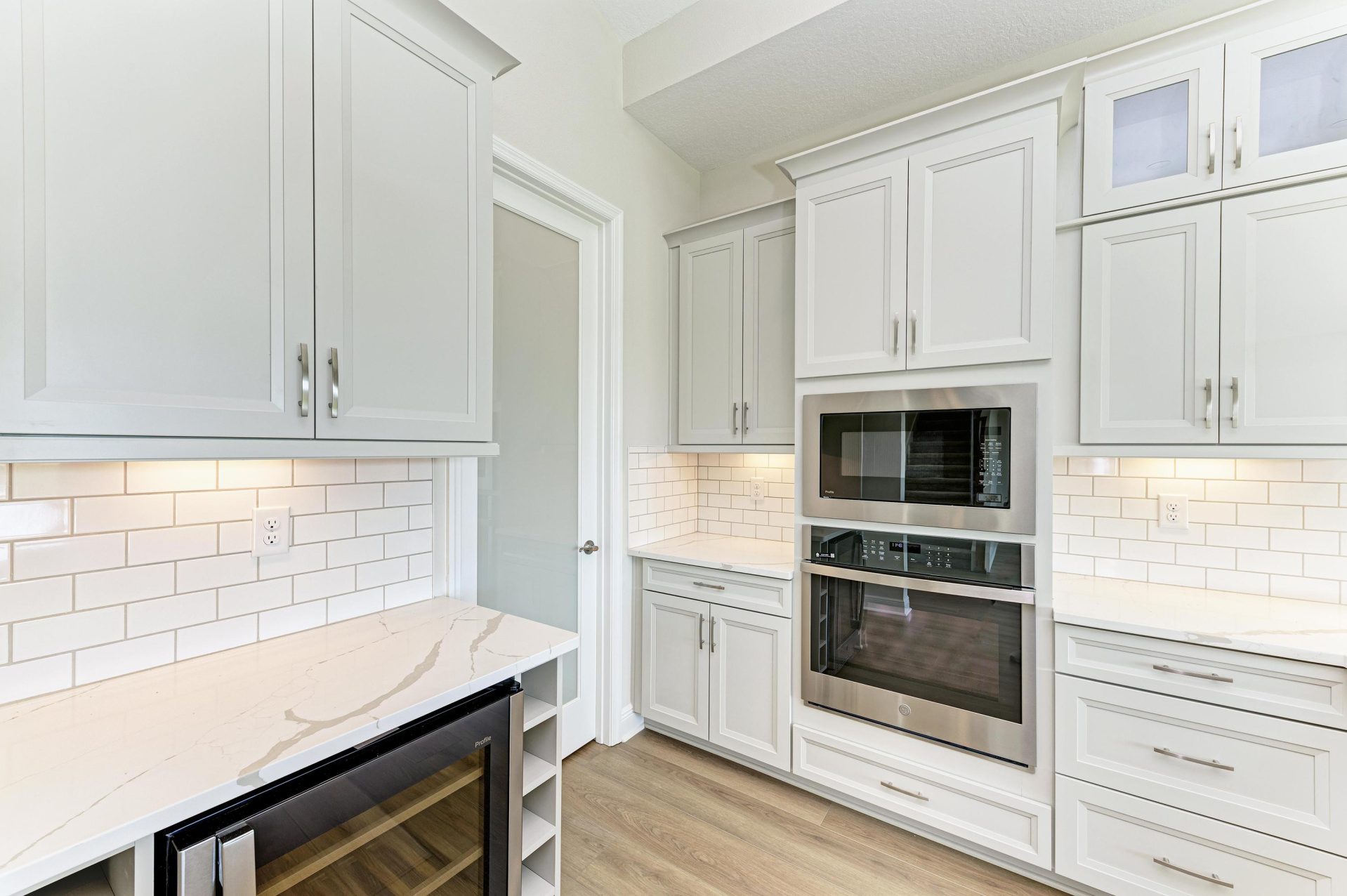 Bayport II - 35564 Big Hawk Dr - Lot 2-13 - Gourmet Kitchen