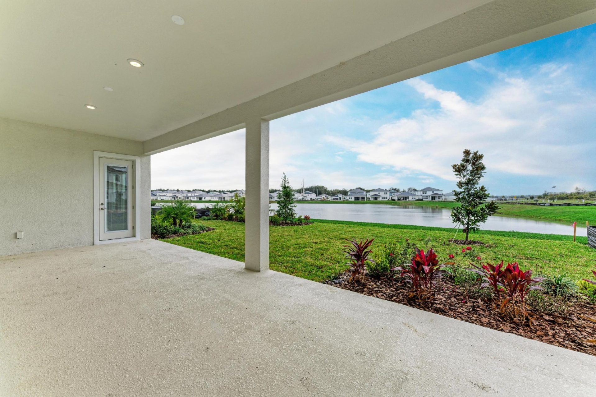 Islamorada II - 9592 Surrey Rose Dr - Lot 34-28 - Covered Lanai