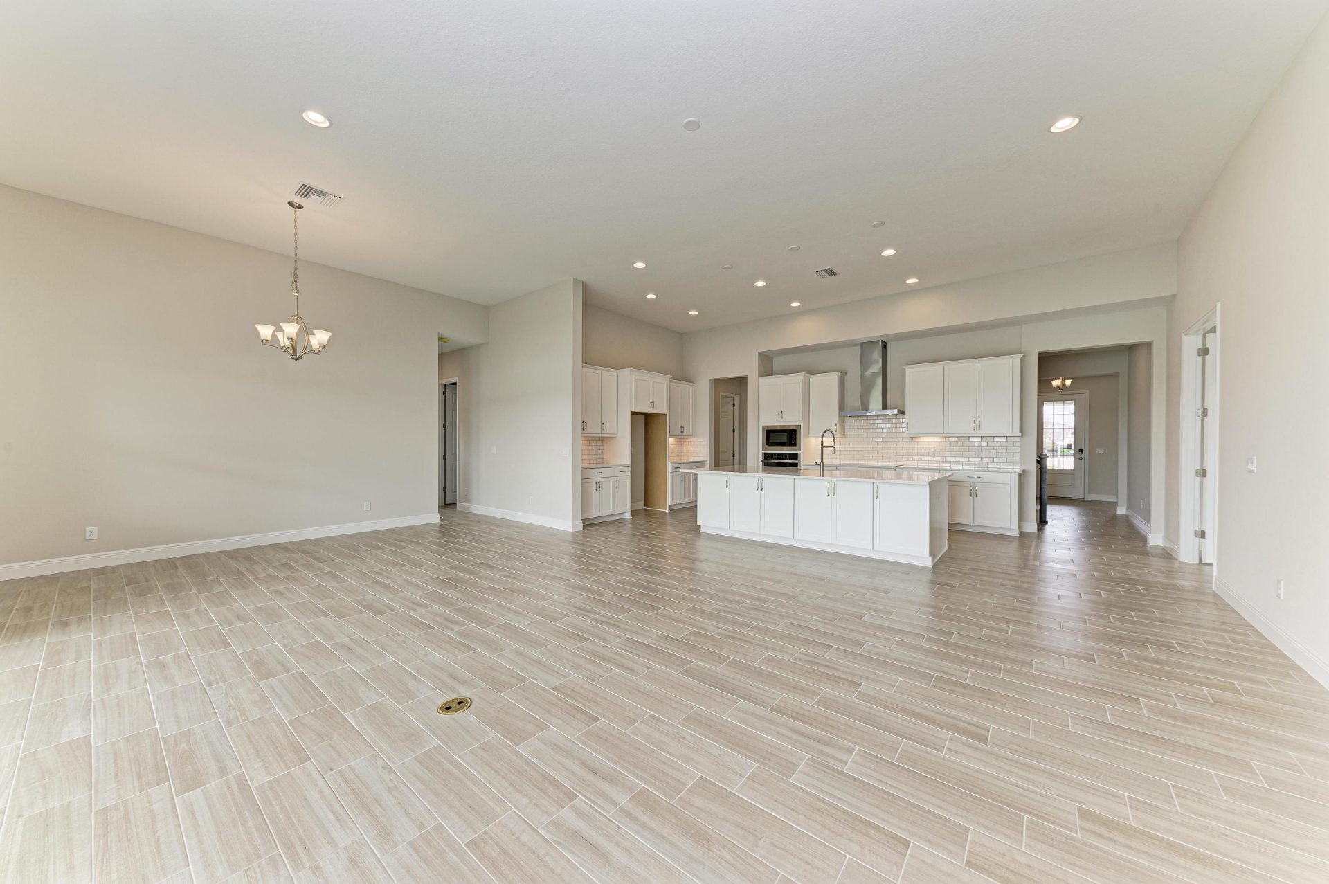 Islamorada II - 9592 Surrey Rose Dr - Lot 34-28 - Grand Room