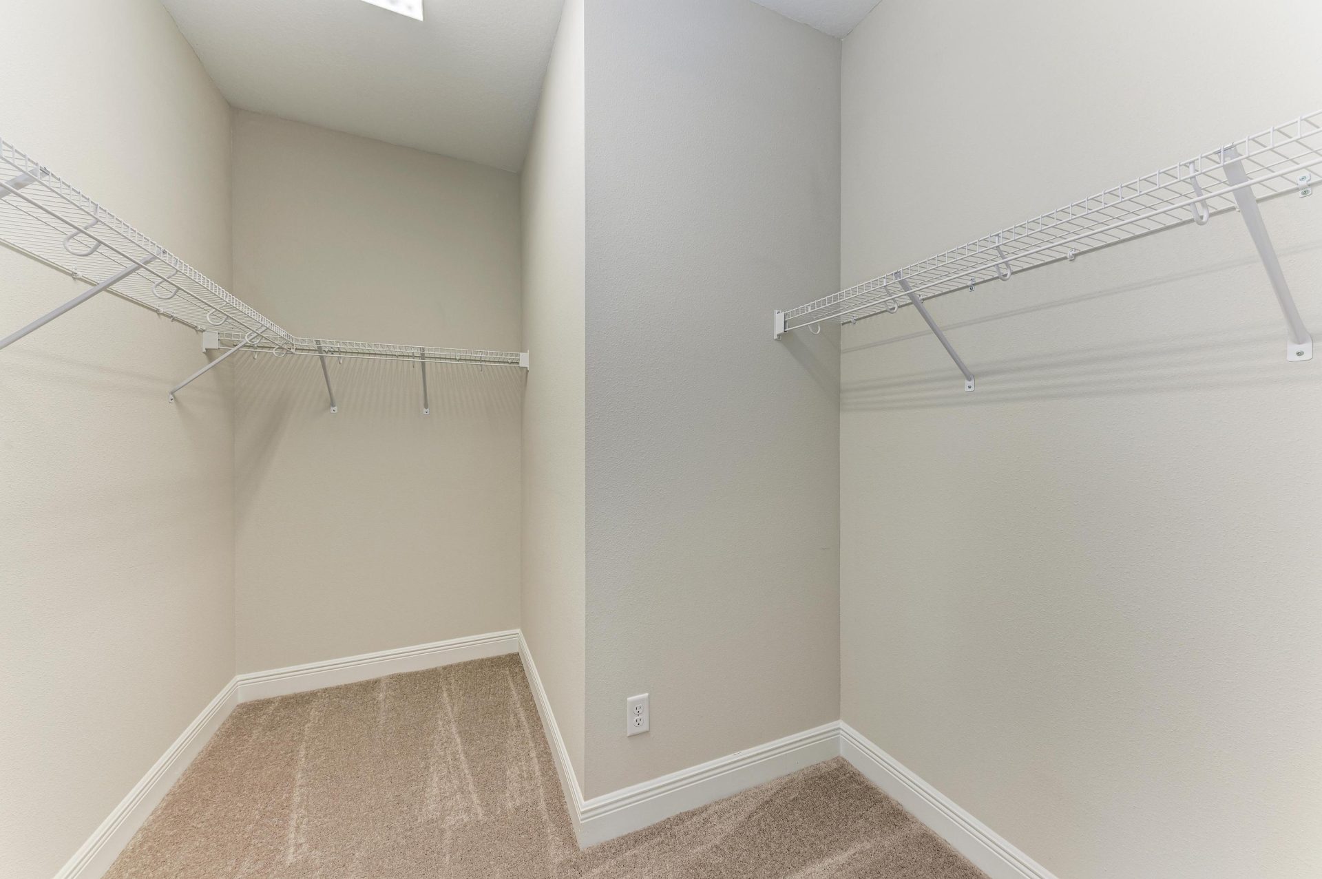 Sandpiper - 10198 Surrey Rose Dr - Lot 32-28 - Owner's Walk in Closets