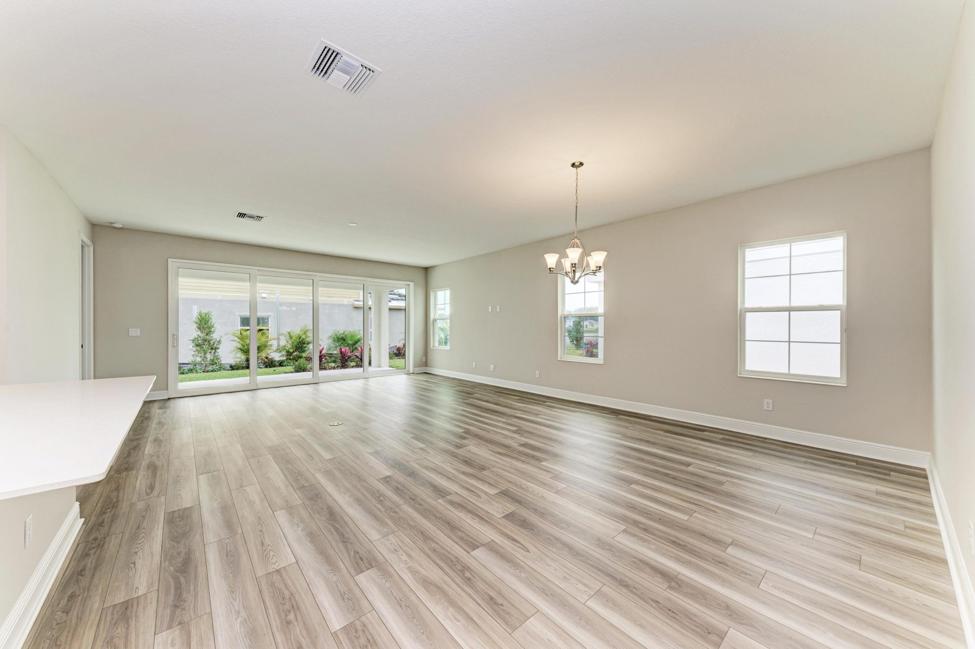 Sandpiper - 10198 Surrey Rose Dr - Lot 32-28 - Grand Room