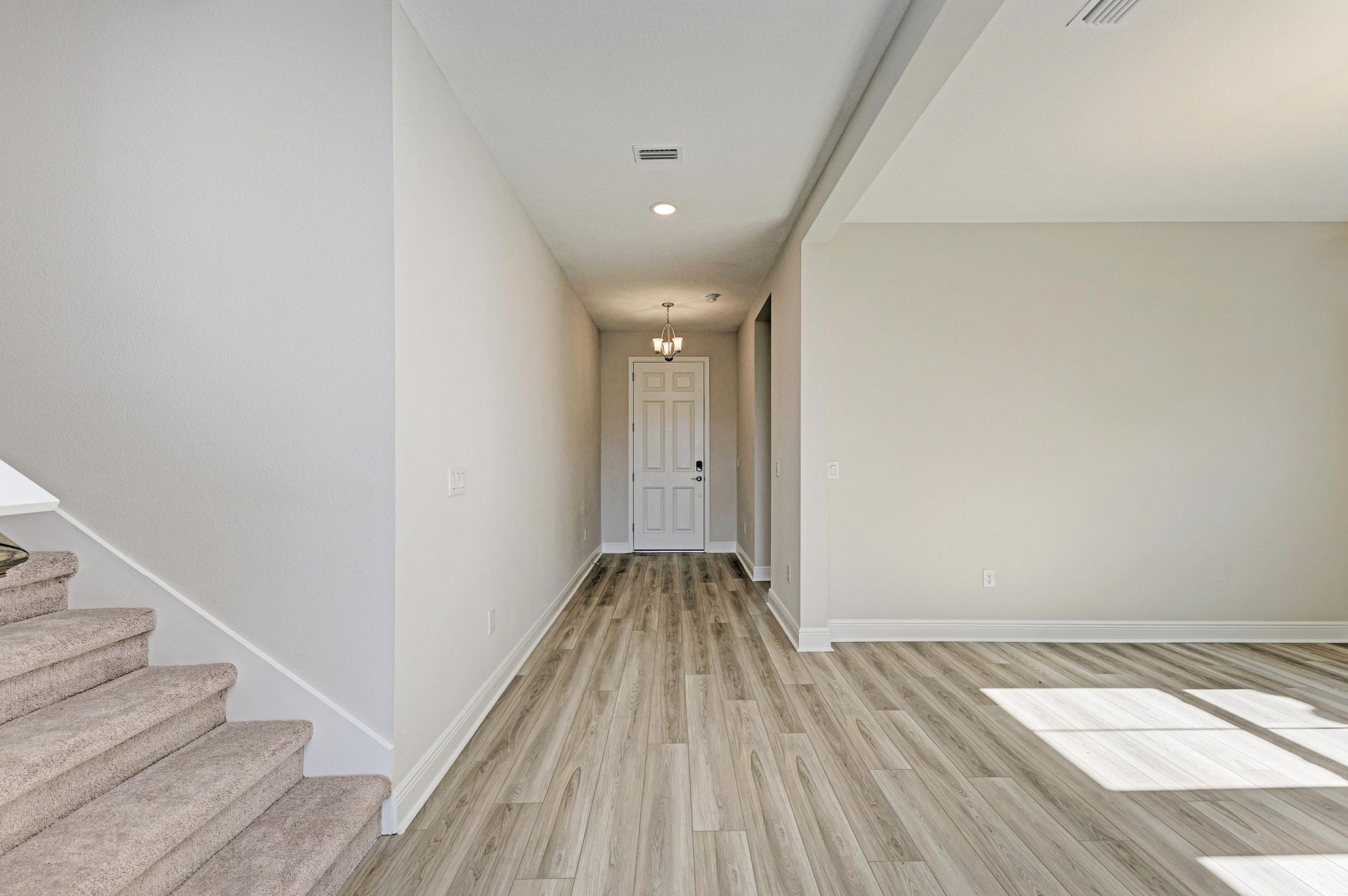 Pelican - 8525 Dove Bog Terrace - Foyer