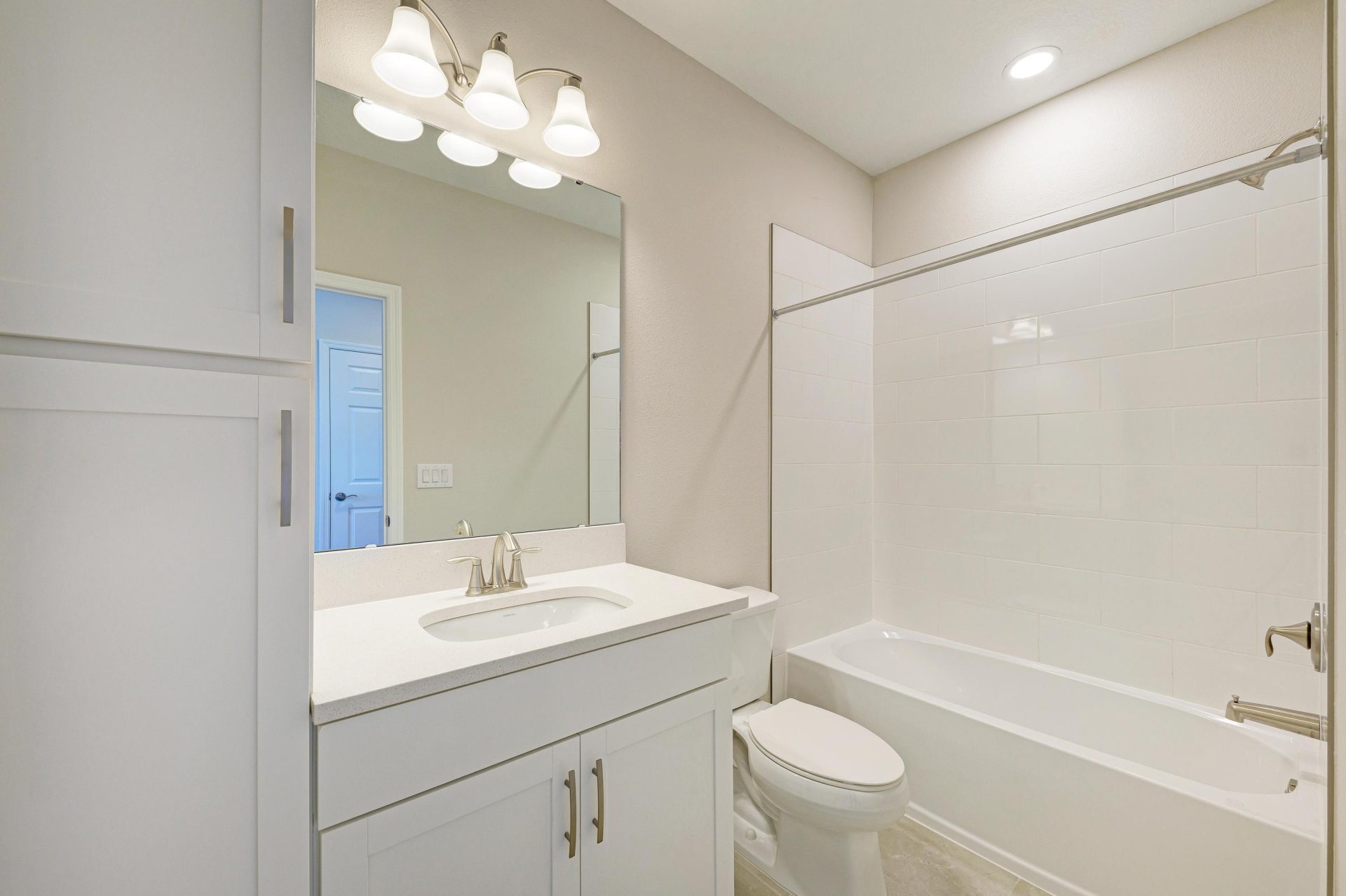 Biscayne II - 13068 Homestead Lane - Bath 4